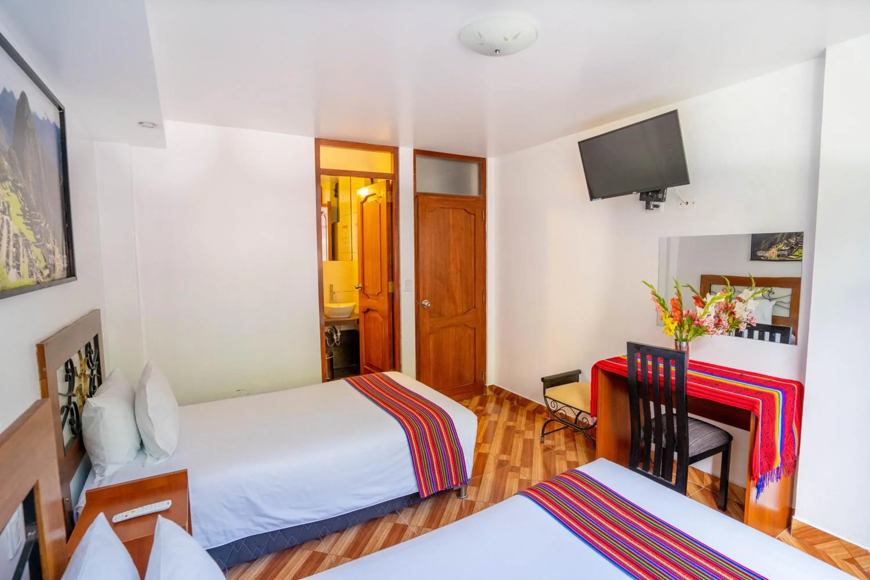 Family Room with Mountain and River View - single occupancy in Hotel Machupicchu Inn Family Room with Mountain and River View - single occupancy in Hotel Machupicchu Inn