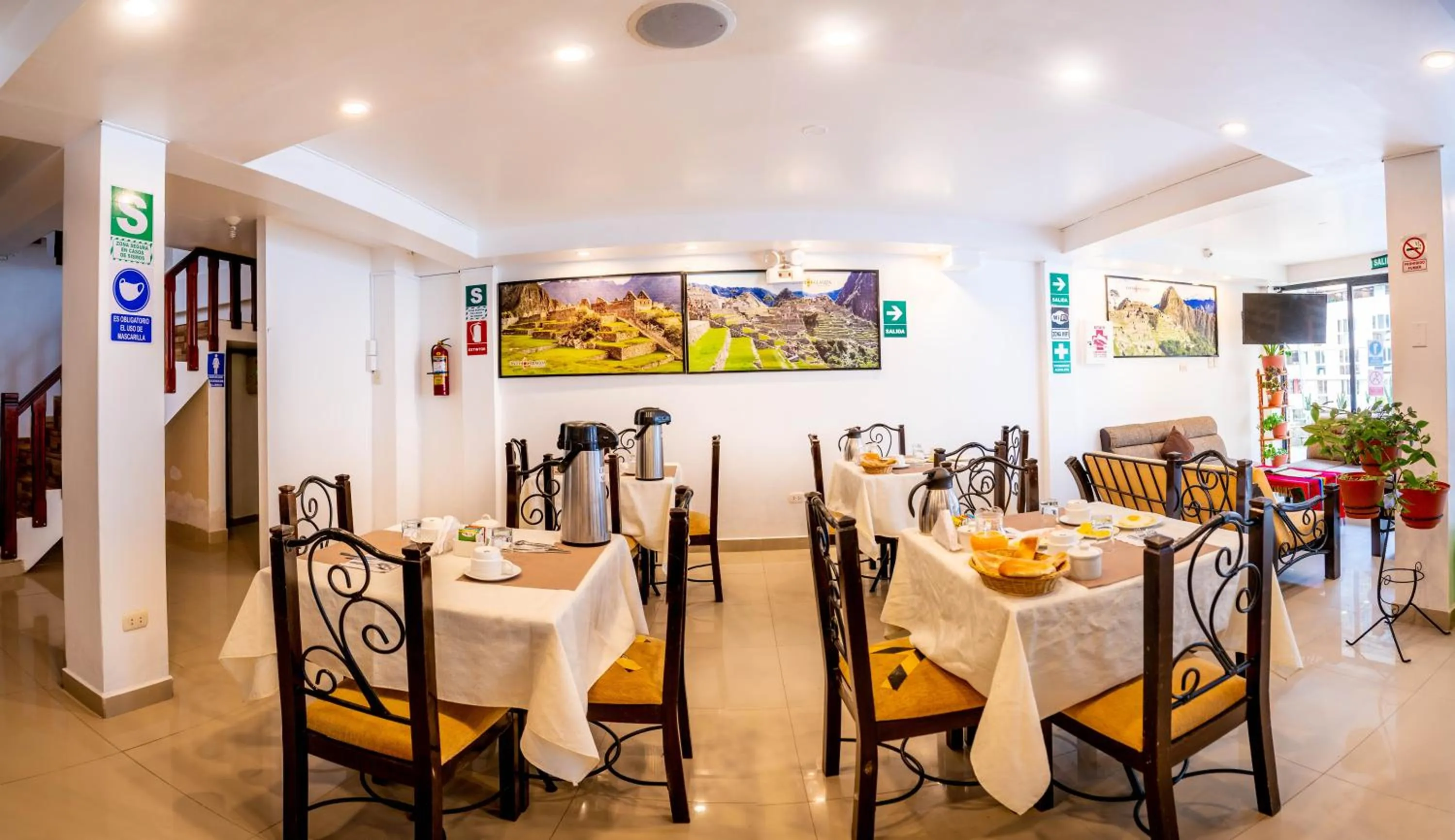 Restaurant/places to eat in Hotel Machupicchu Inn