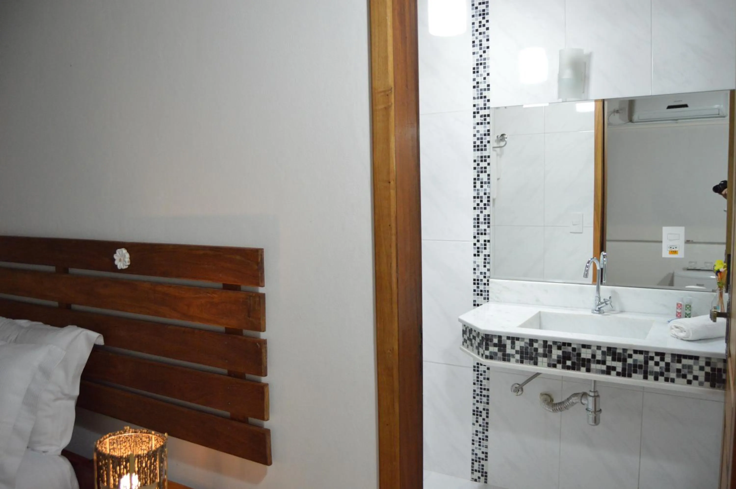 Bathroom in Pousada Canoa Caiçara Ilhabela