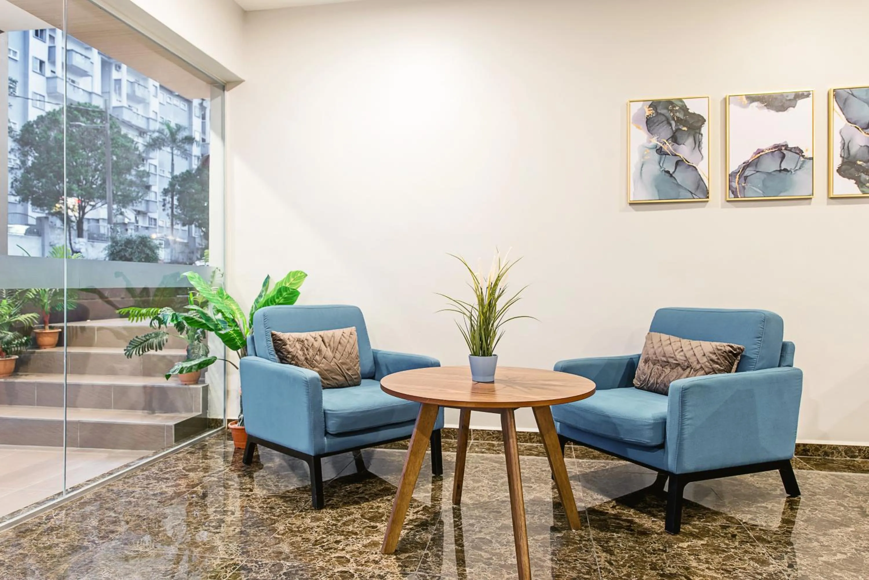 Seating area in Hako Hotel Taman U