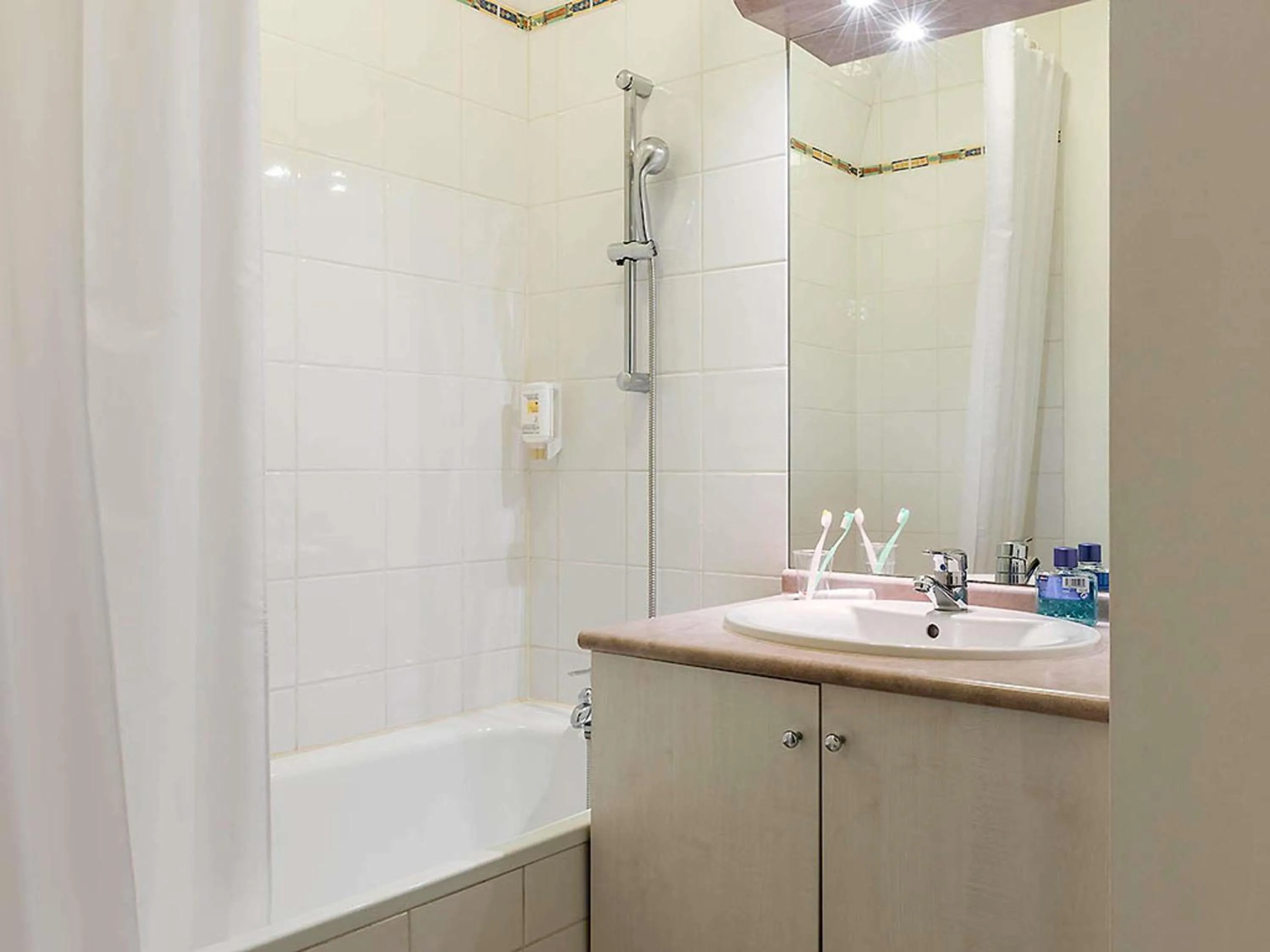 Bedroom in Aparthotel Adagio Access Paris Porte De Charenton