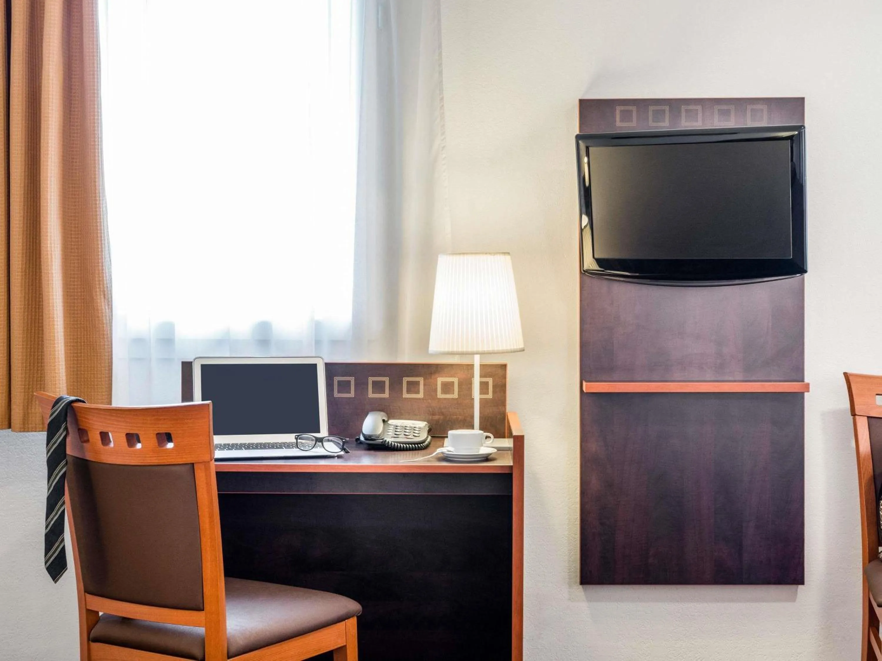 Bedroom in Aparthotel Adagio Access Paris Porte De Charenton