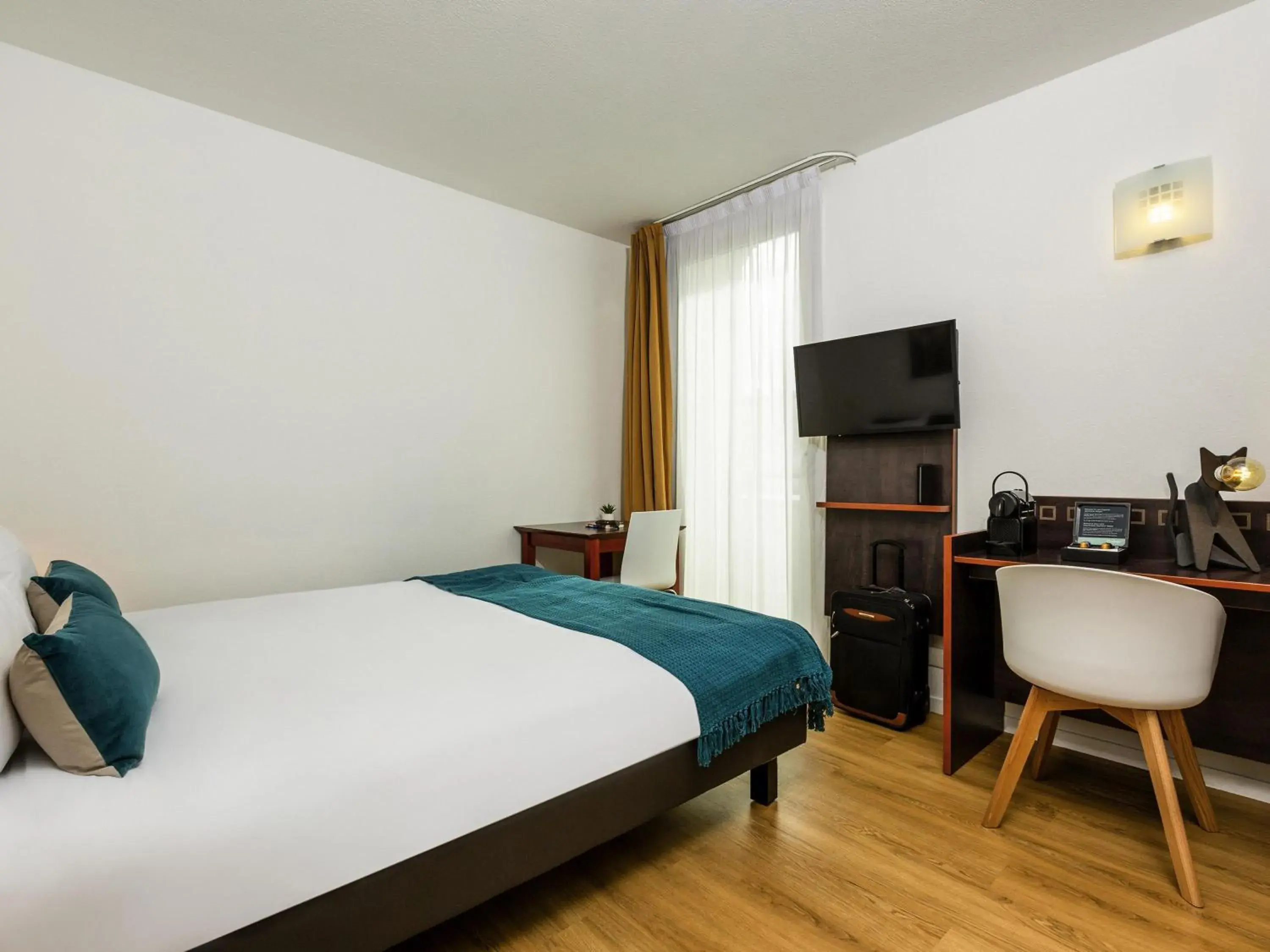 Bedroom, Bed in Aparthotel Adagio Access Paris Porte De Charenton Bedroom, Bed in Aparthotel Adagio Access Paris Porte De Charenton