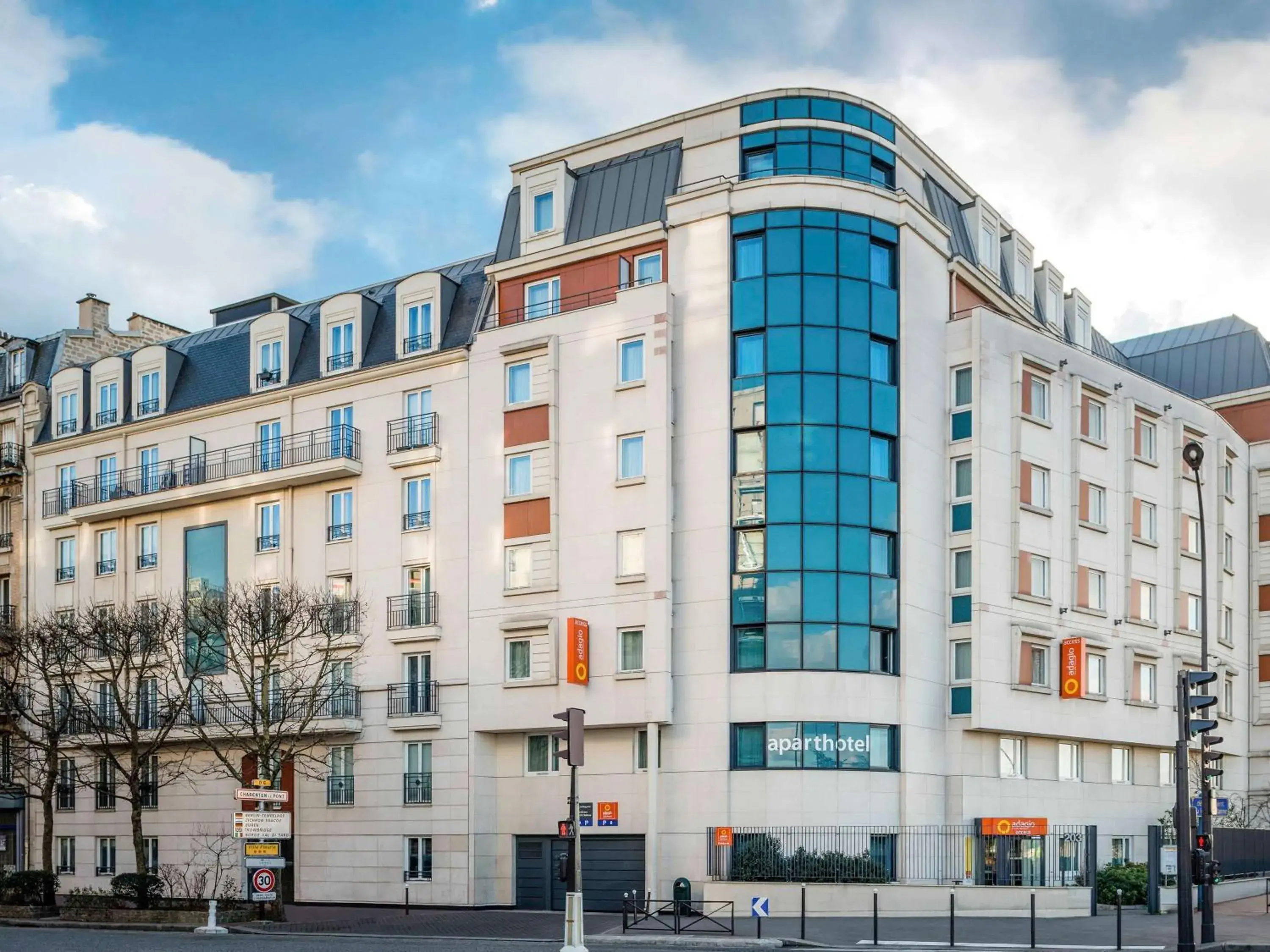 Property building in Aparthotel Adagio Access Paris Porte De Charenton Property building in Aparthotel Adagio Access Paris Porte De Charenton