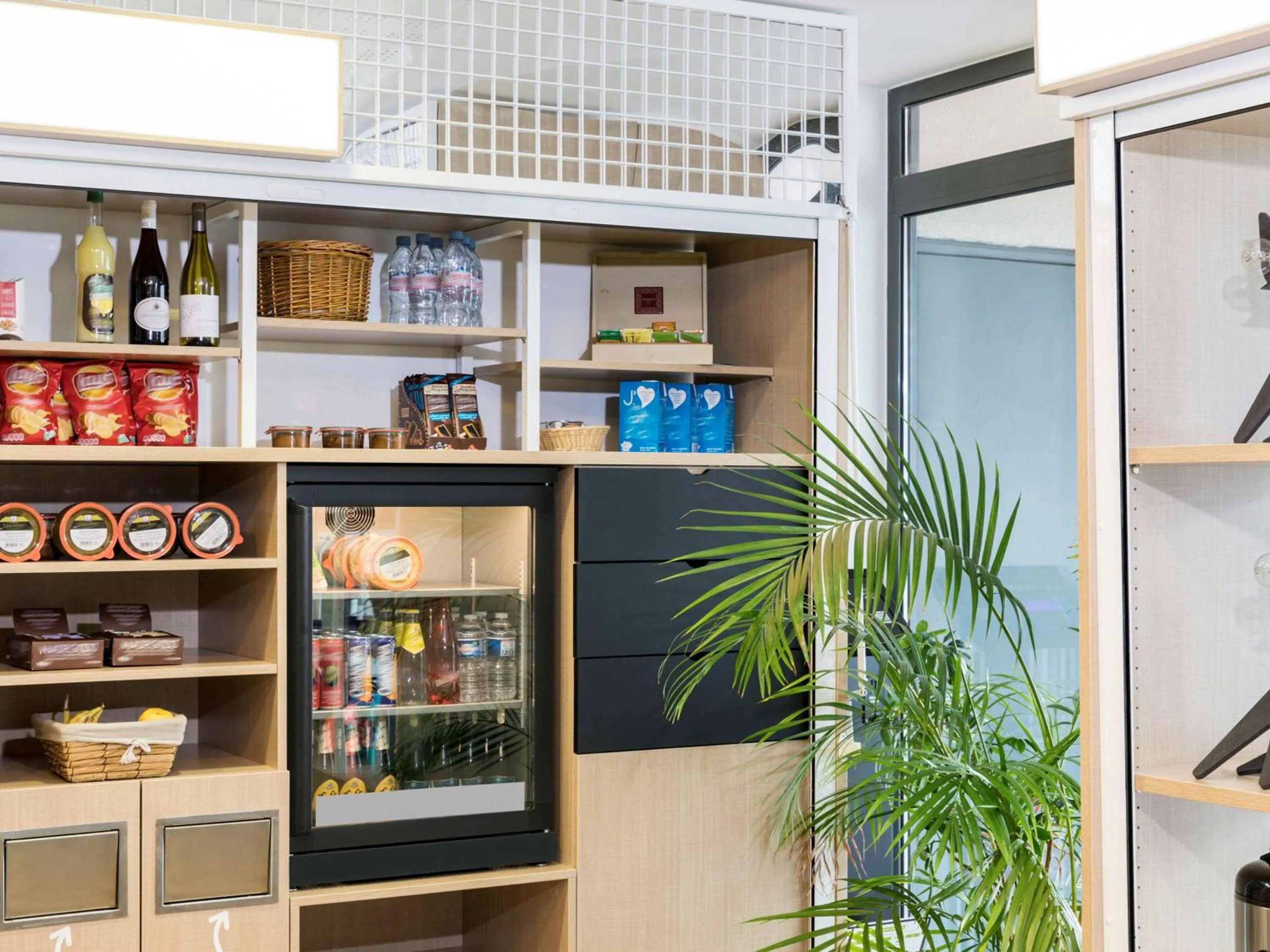 Restaurant/places to eat in Aparthotel Adagio Access Paris Clamart