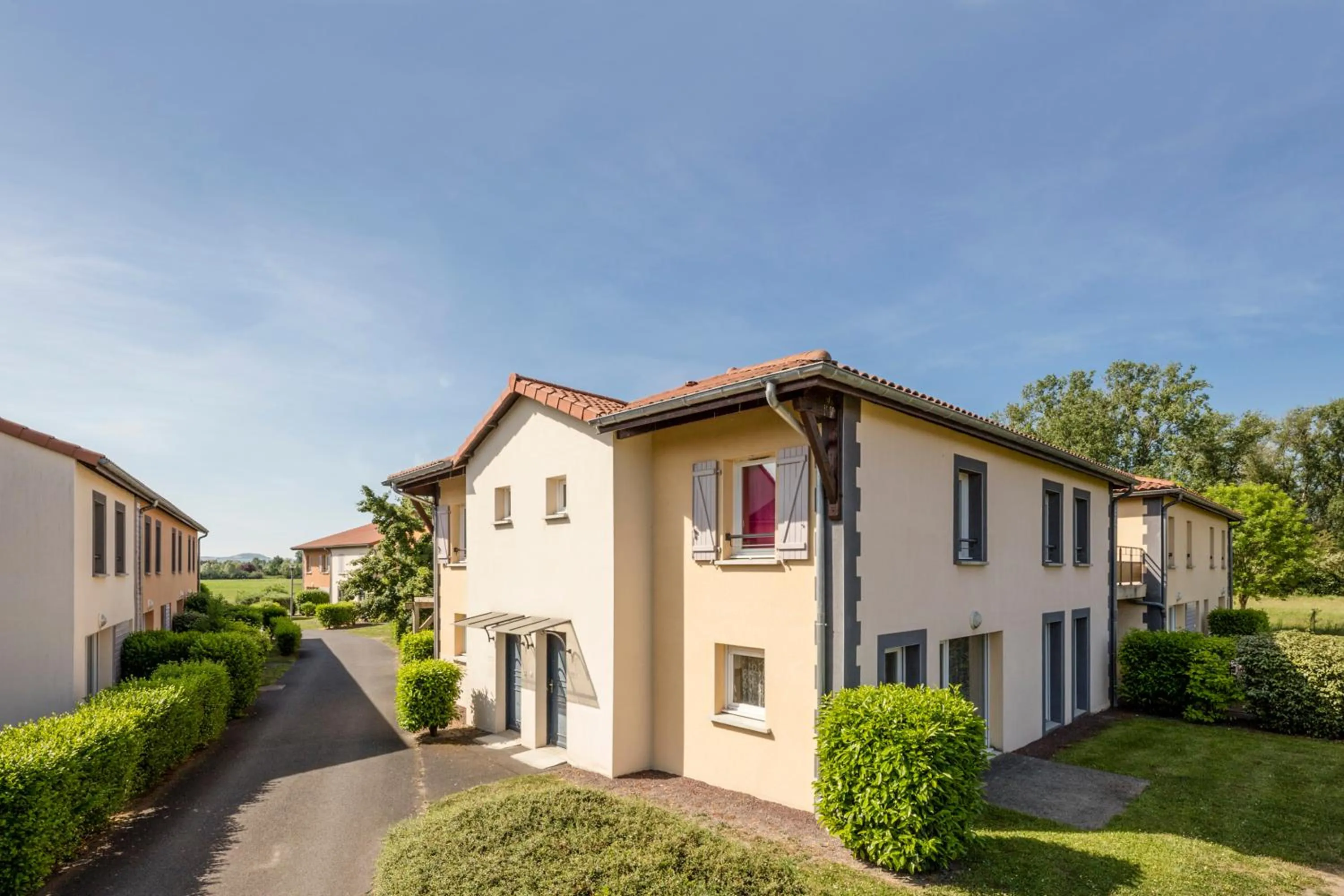 Property building in Garden & City Clermont-Ferrand - Gerzat