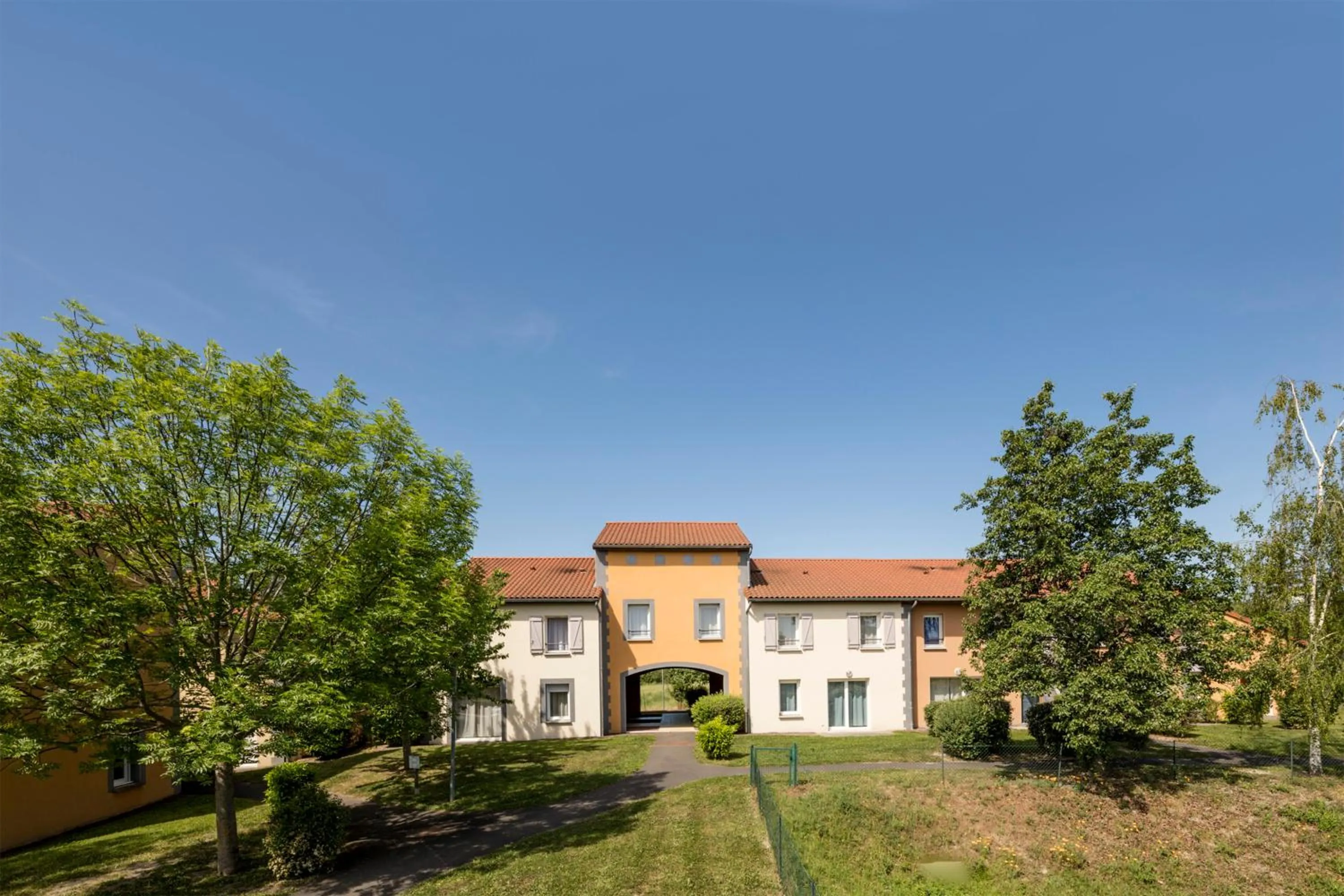 Property building in Garden & City Clermont-Ferrand - Gerzat