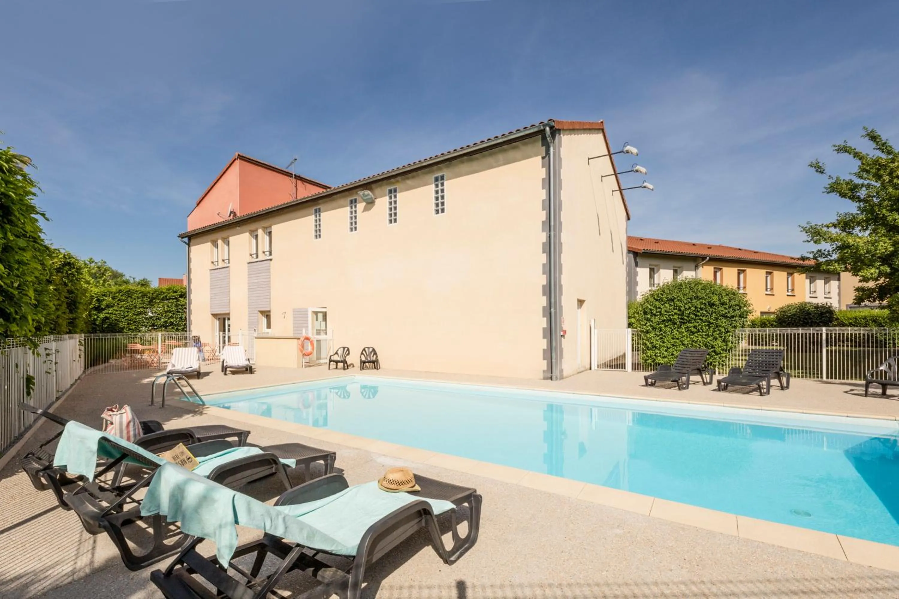 Property building in Garden & City Clermont-Ferrand - Gerzat