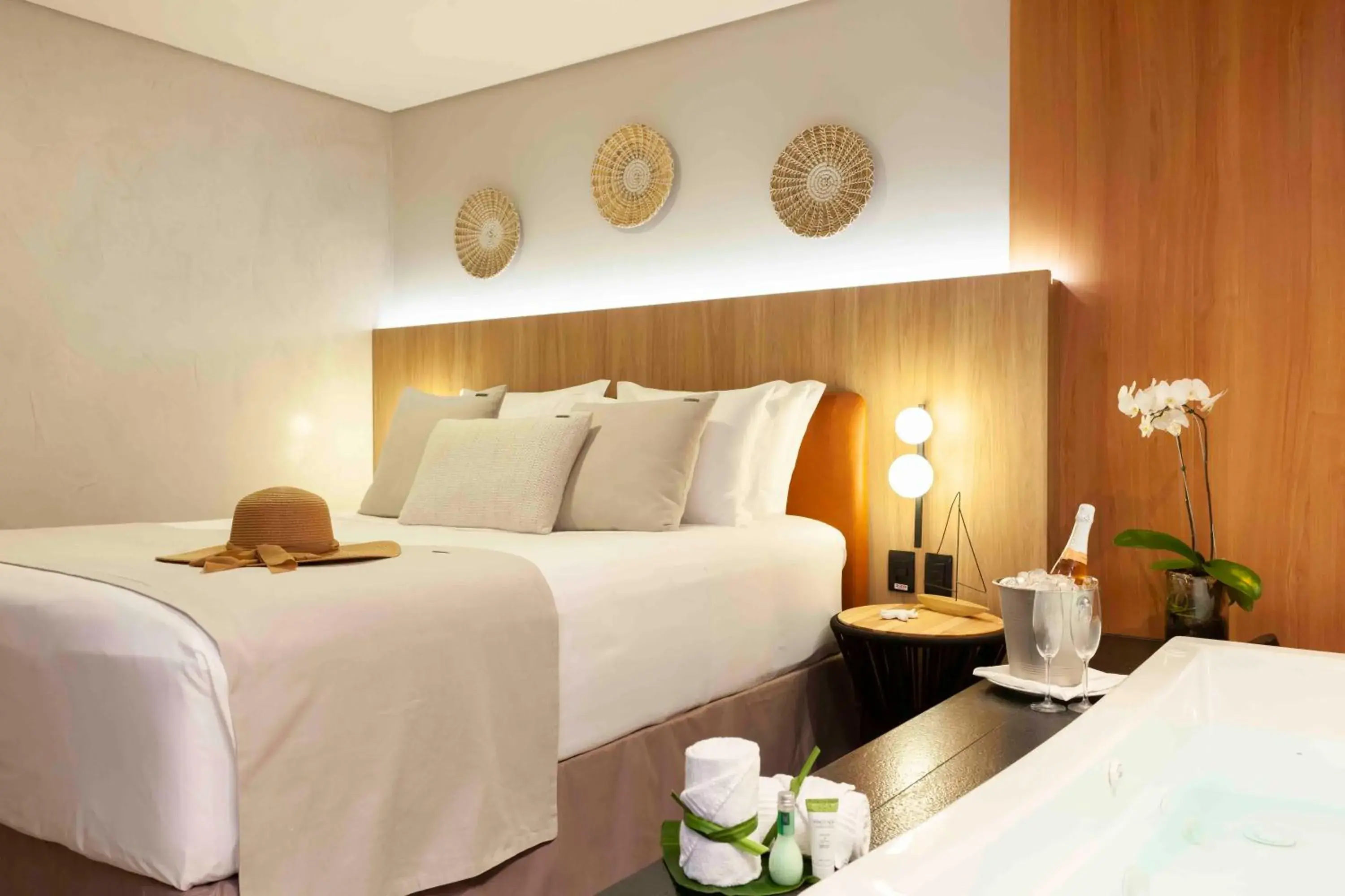 Deluxe Double Room with Bath in Pousada Antonella Deluxe Double Room with Bath in Pousada Antonella