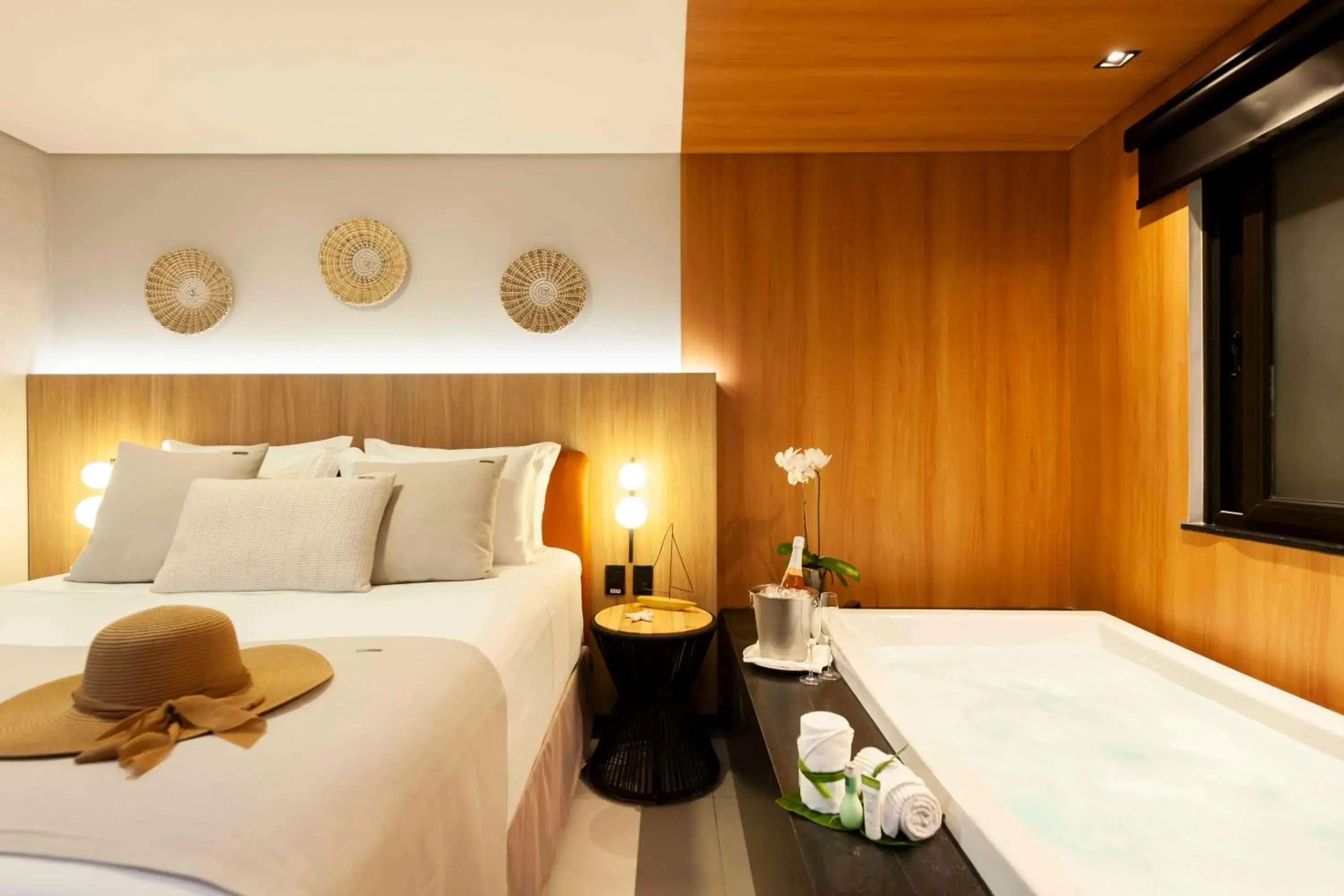 Deluxe Double Room with Bath in Pousada Antonella Deluxe Double Room with Bath in Pousada Antonella