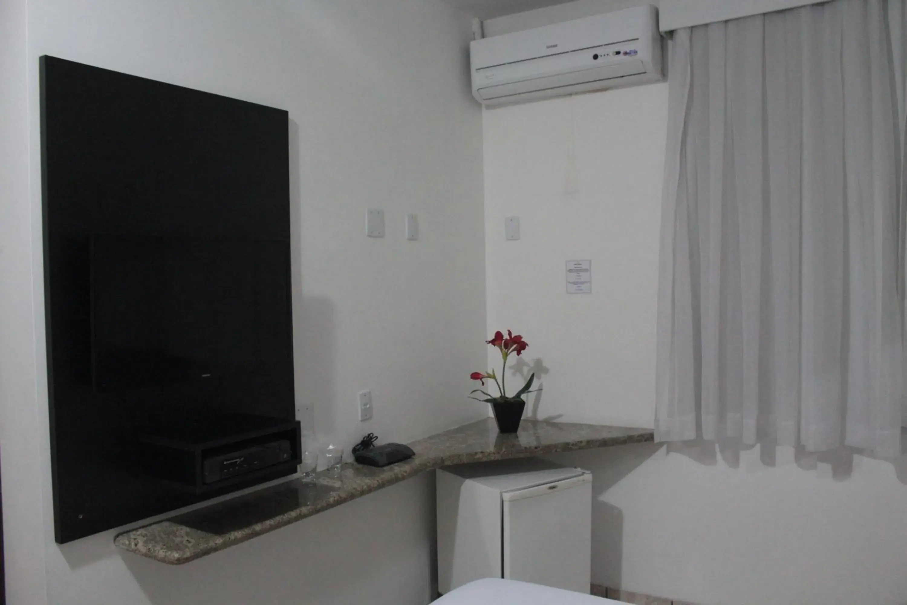 Executive Double or Twin Room - single occupancy in Panorama Tower Hotel Executive Double or Twin Room - single occupancy in Panorama Tower Hotel