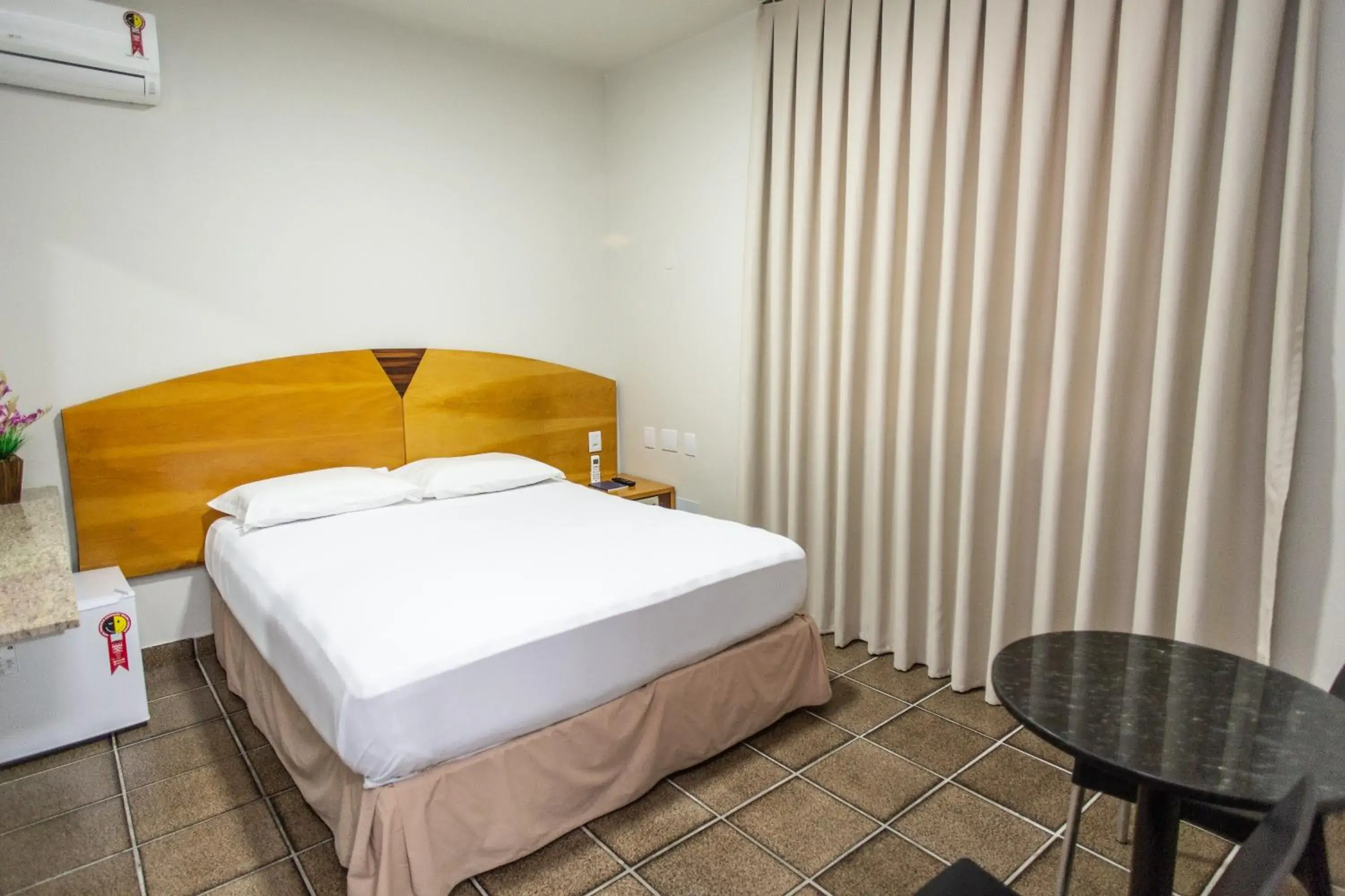 Standard Double or Twin Room - single occupancy in Panorama Convention Hotel Standard Double or Twin Room - single occupancy in Panorama Convention Hotel