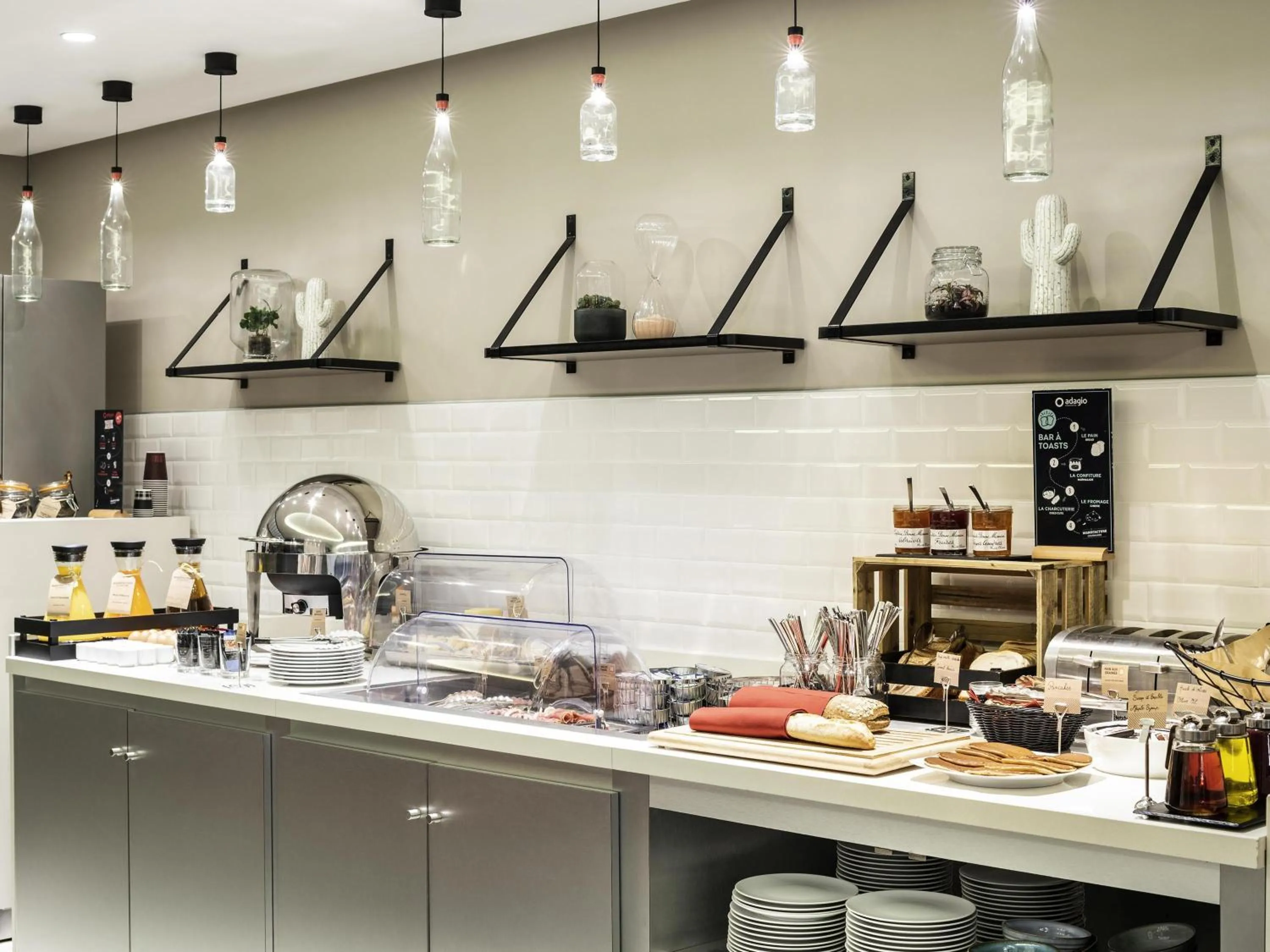 Breakfast in Aparthotel Adagio Paris Centre Tour Eiffel