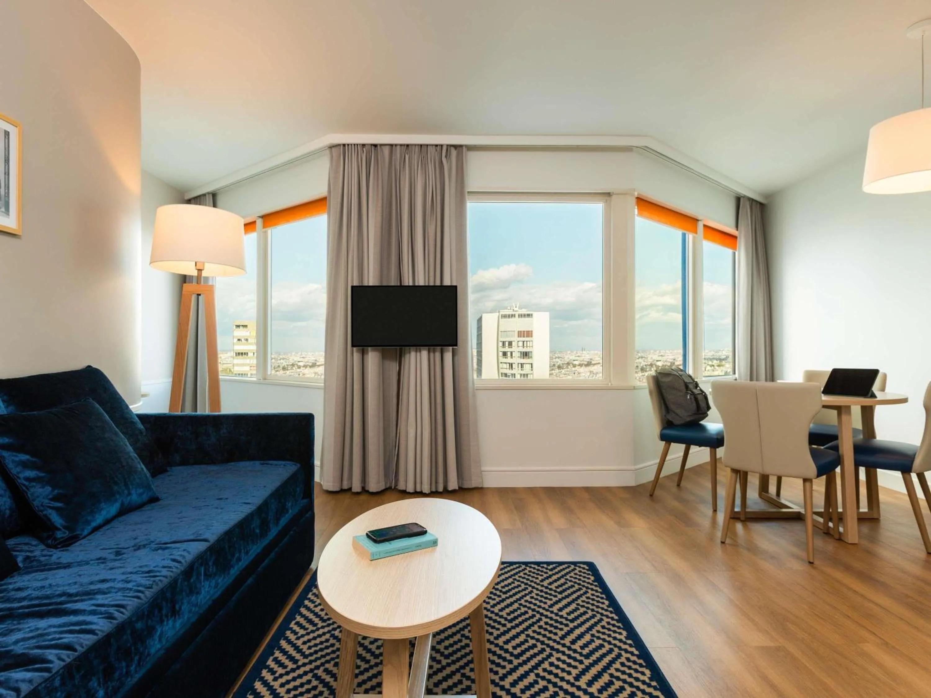 Bedroom in Aparthotel Adagio Paris Centre Tour Eiffel