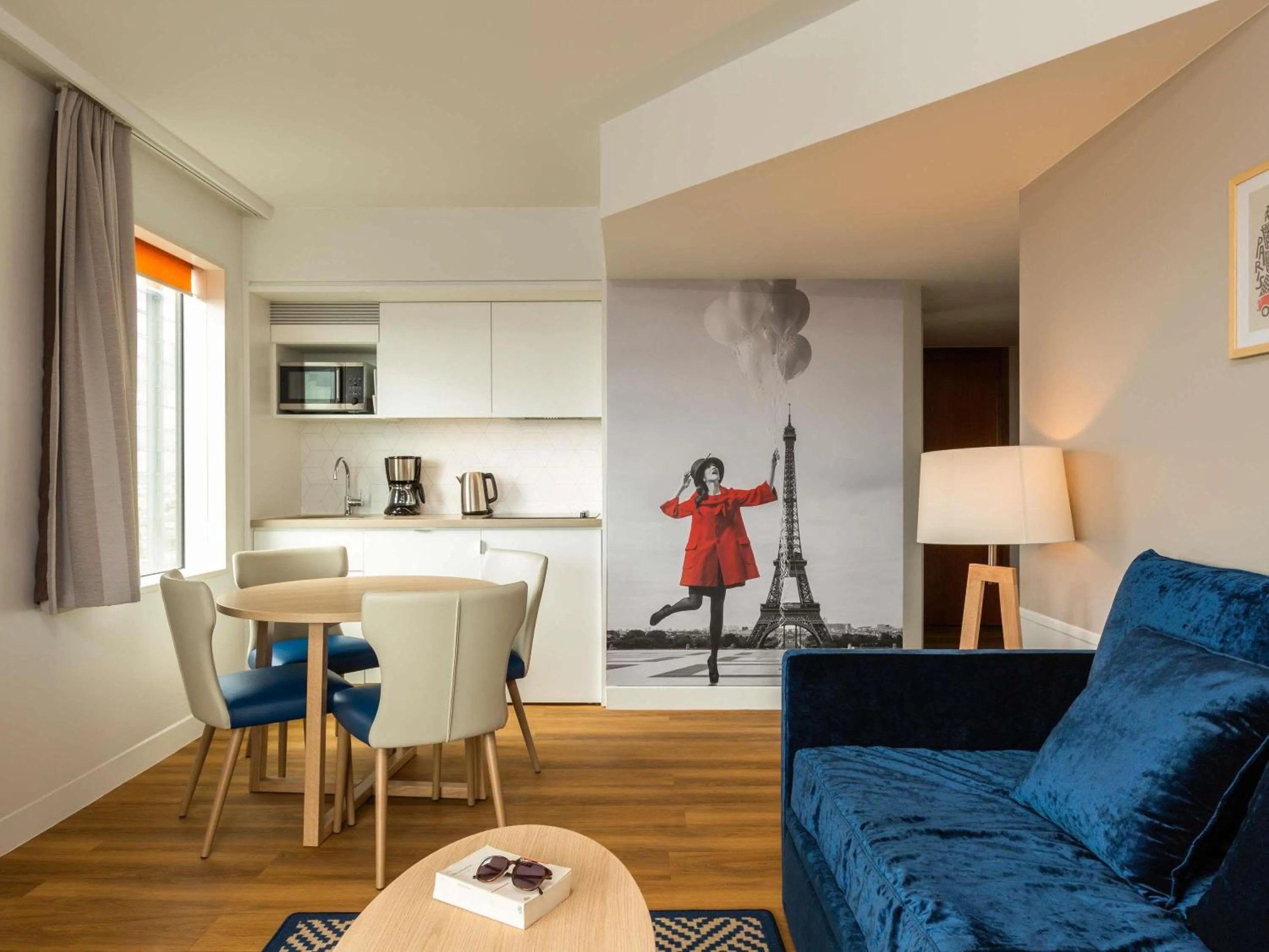 Bedroom in Aparthotel Adagio Paris Centre Tour Eiffel