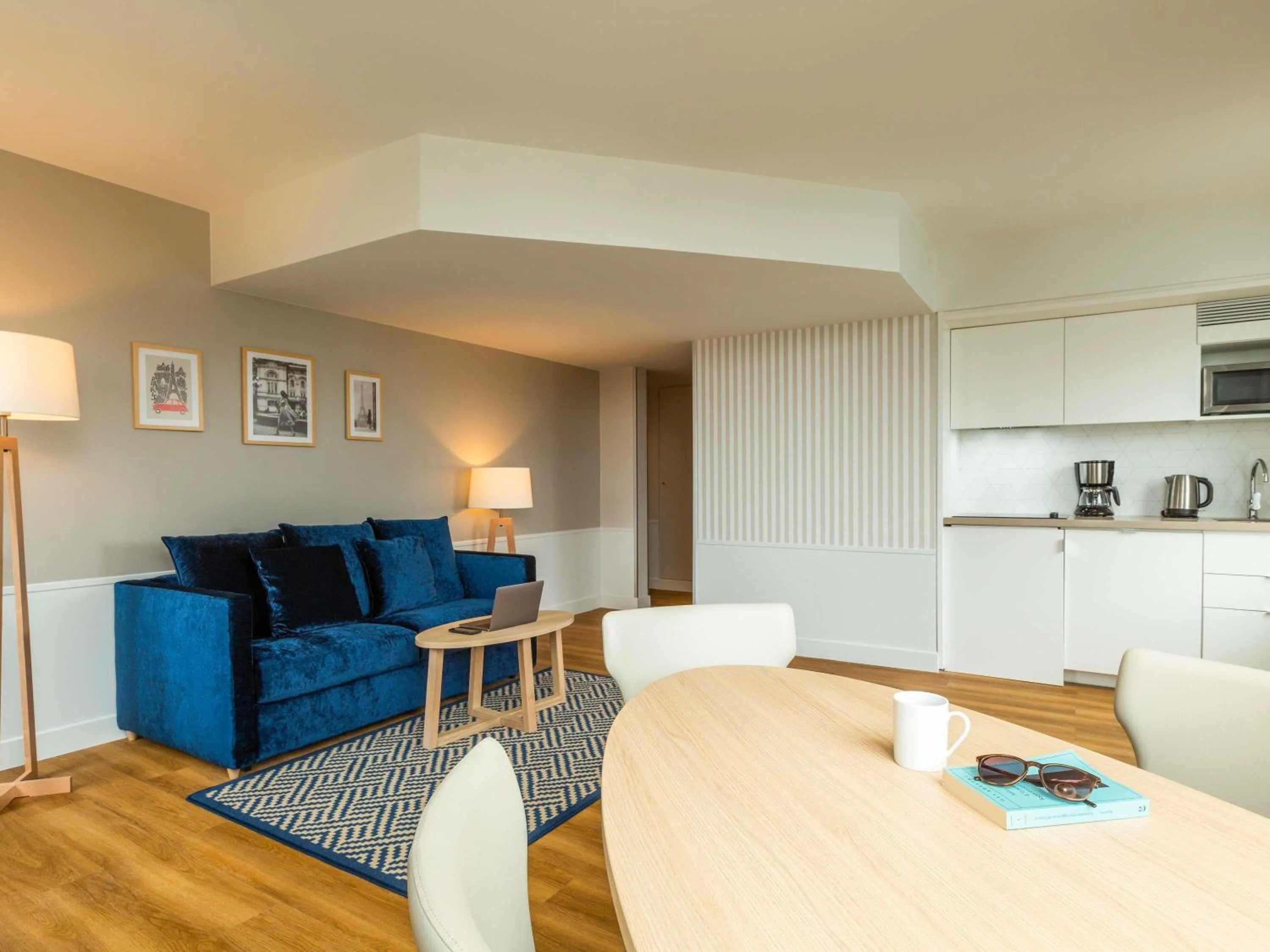 Bedroom in Aparthotel Adagio Paris Centre Tour Eiffel