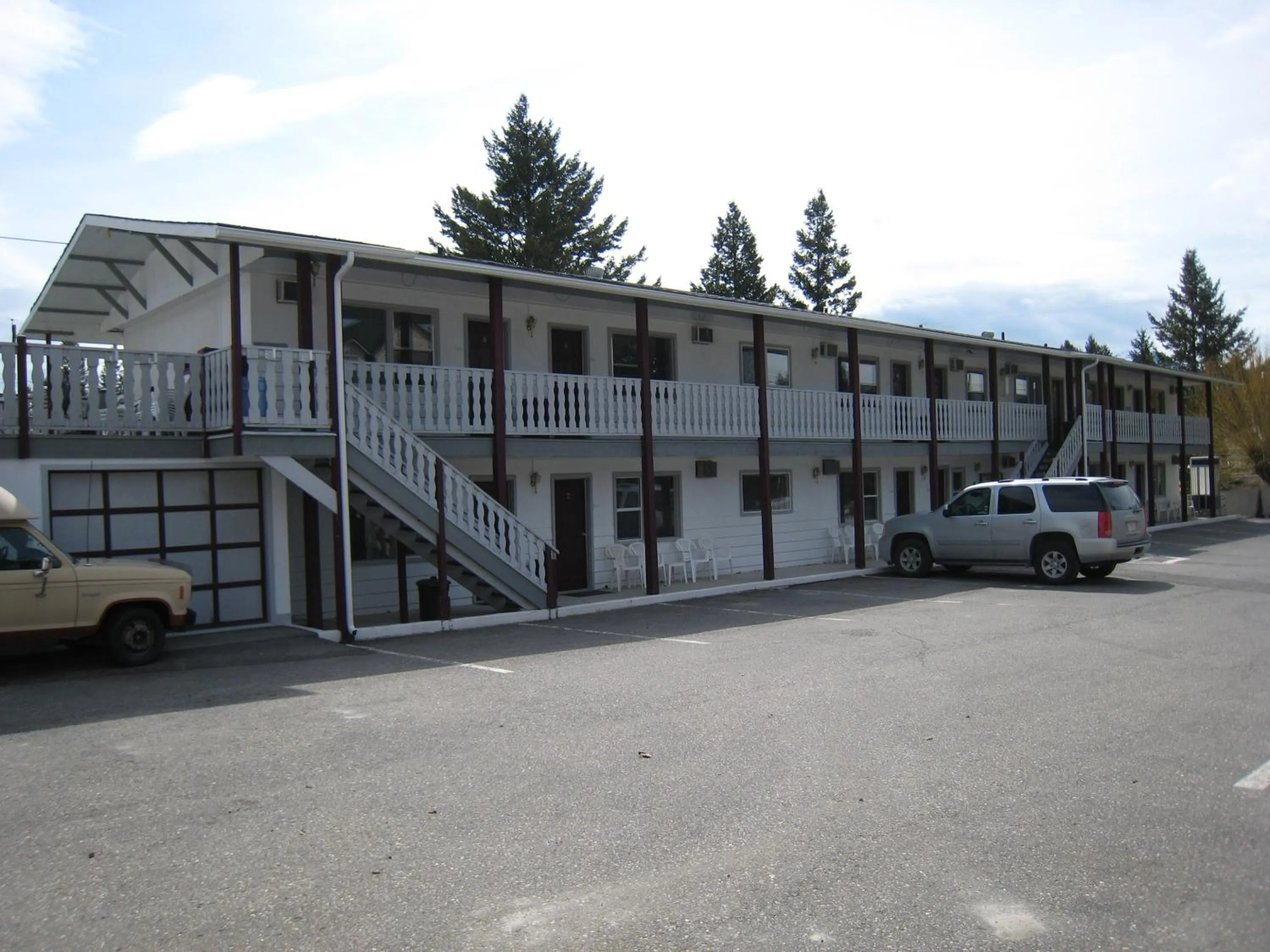 Facade/entrance in Mountain Springs Motel