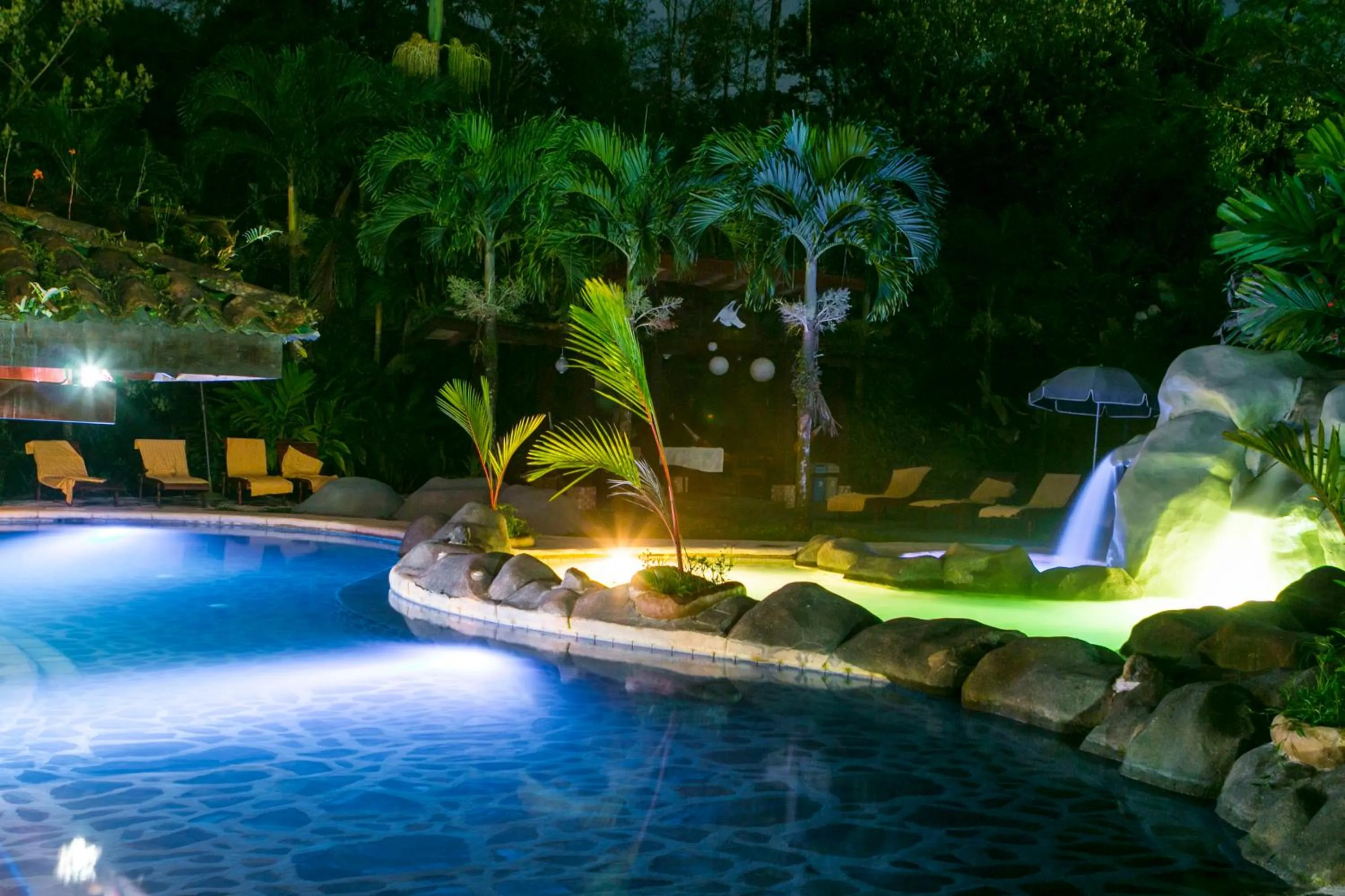 Swimming pool in Hotel Mountain Paradise
