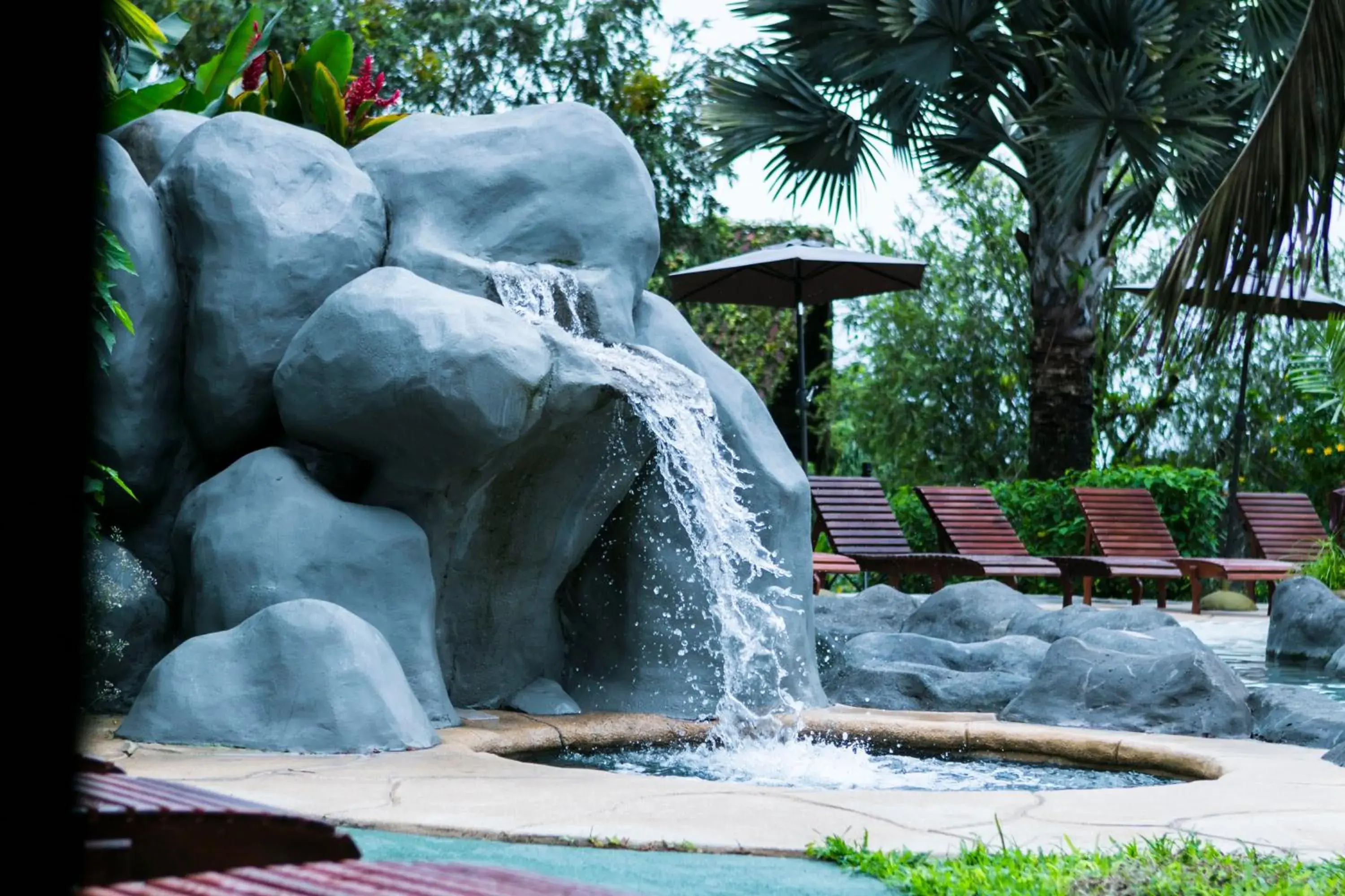 Swimming pool in Hotel Mountain Paradise Swimming pool in Hotel Mountain Paradise