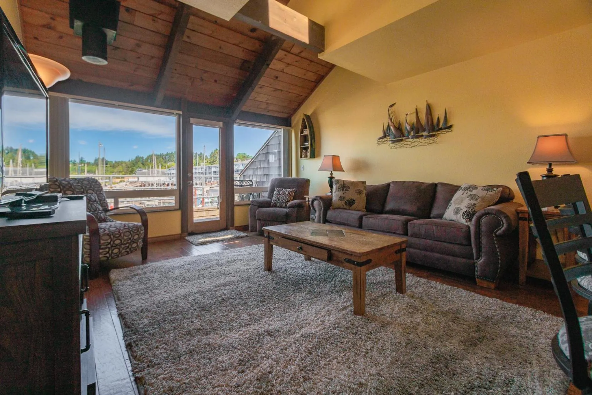 Living room in Embarcadero Resort