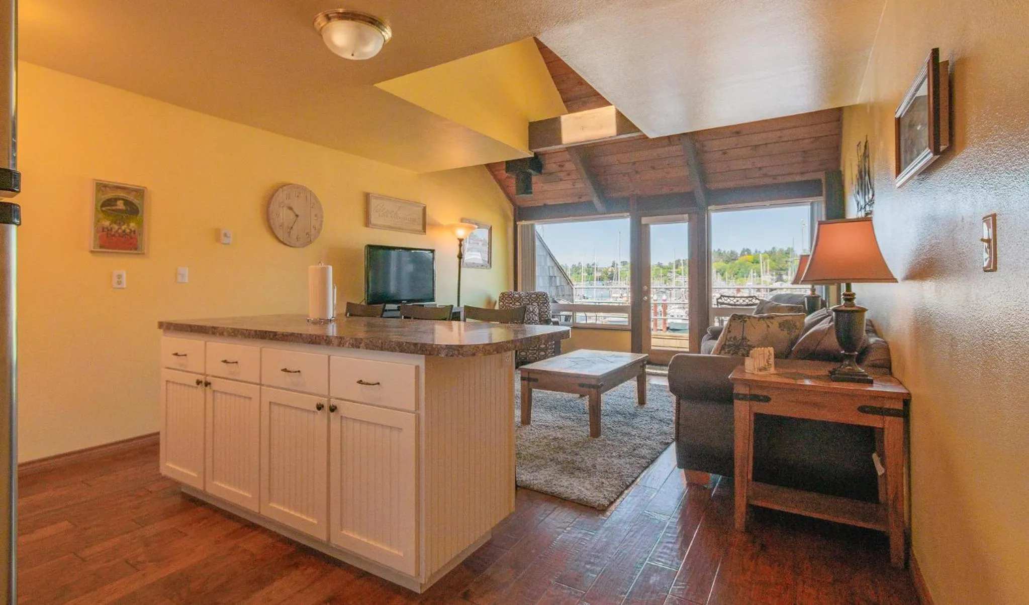 Living room in Embarcadero Resort