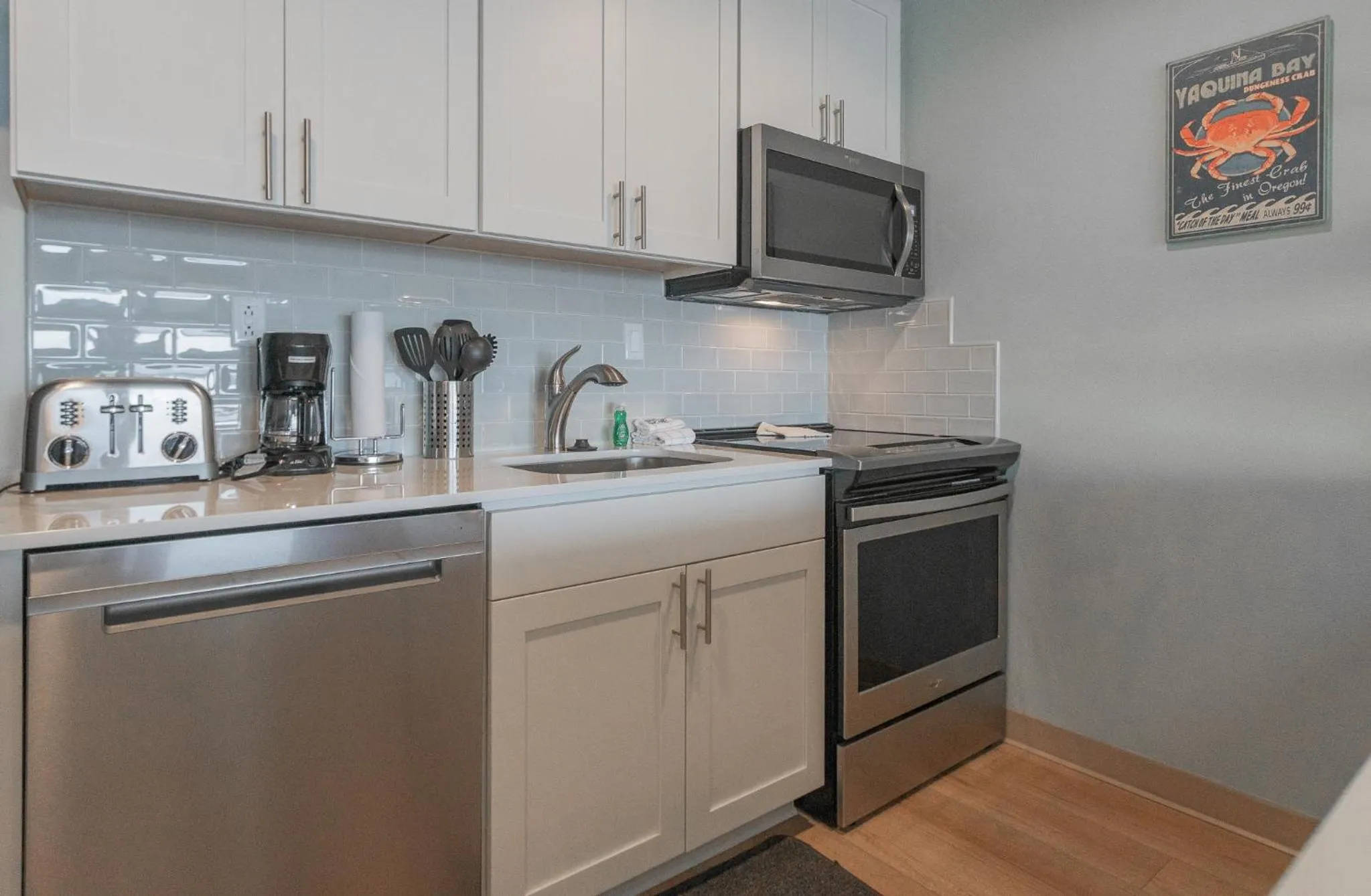 kitchen in Embarcadero Resort