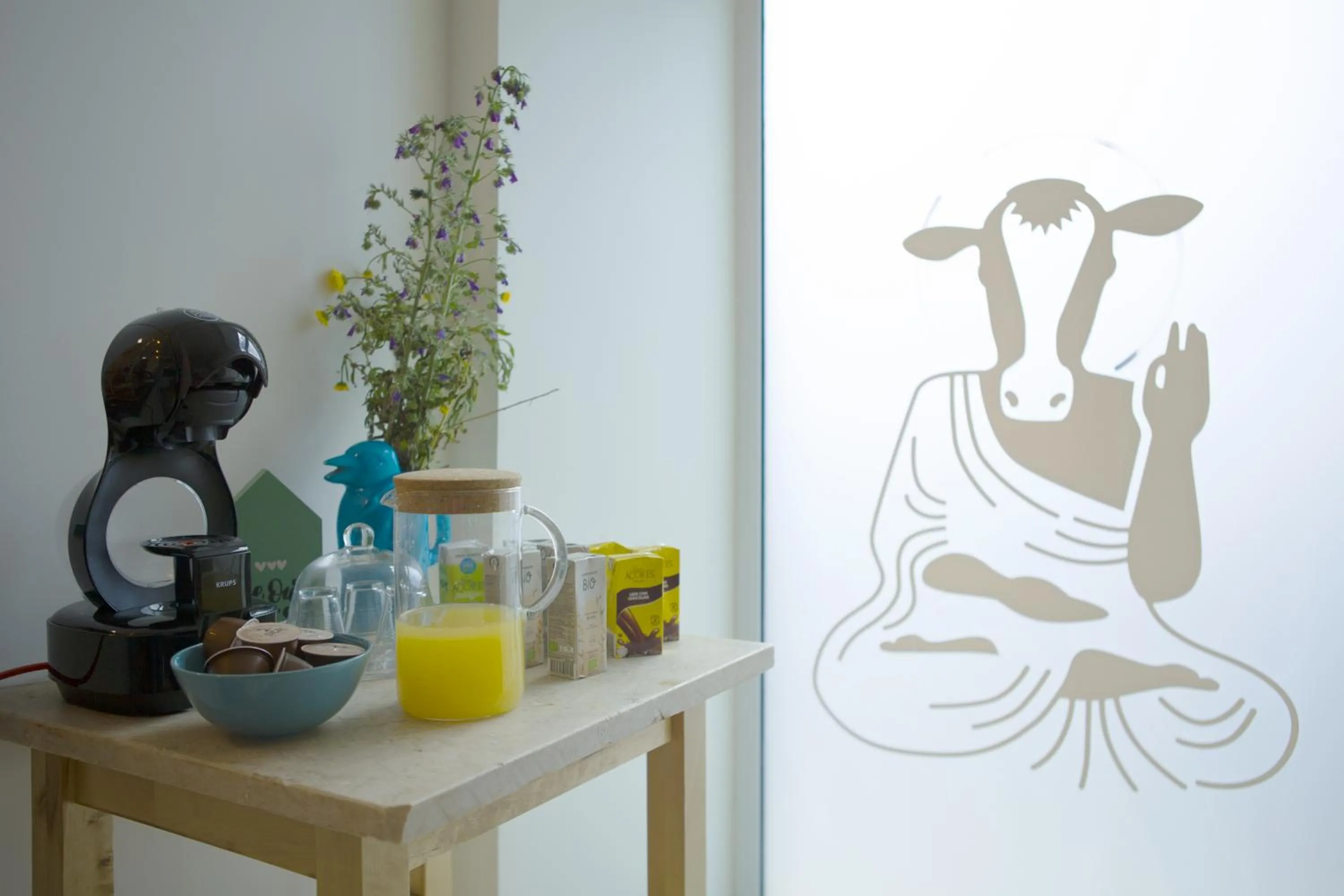 Breakfast in THE HOLY COW - Hostel & Suites