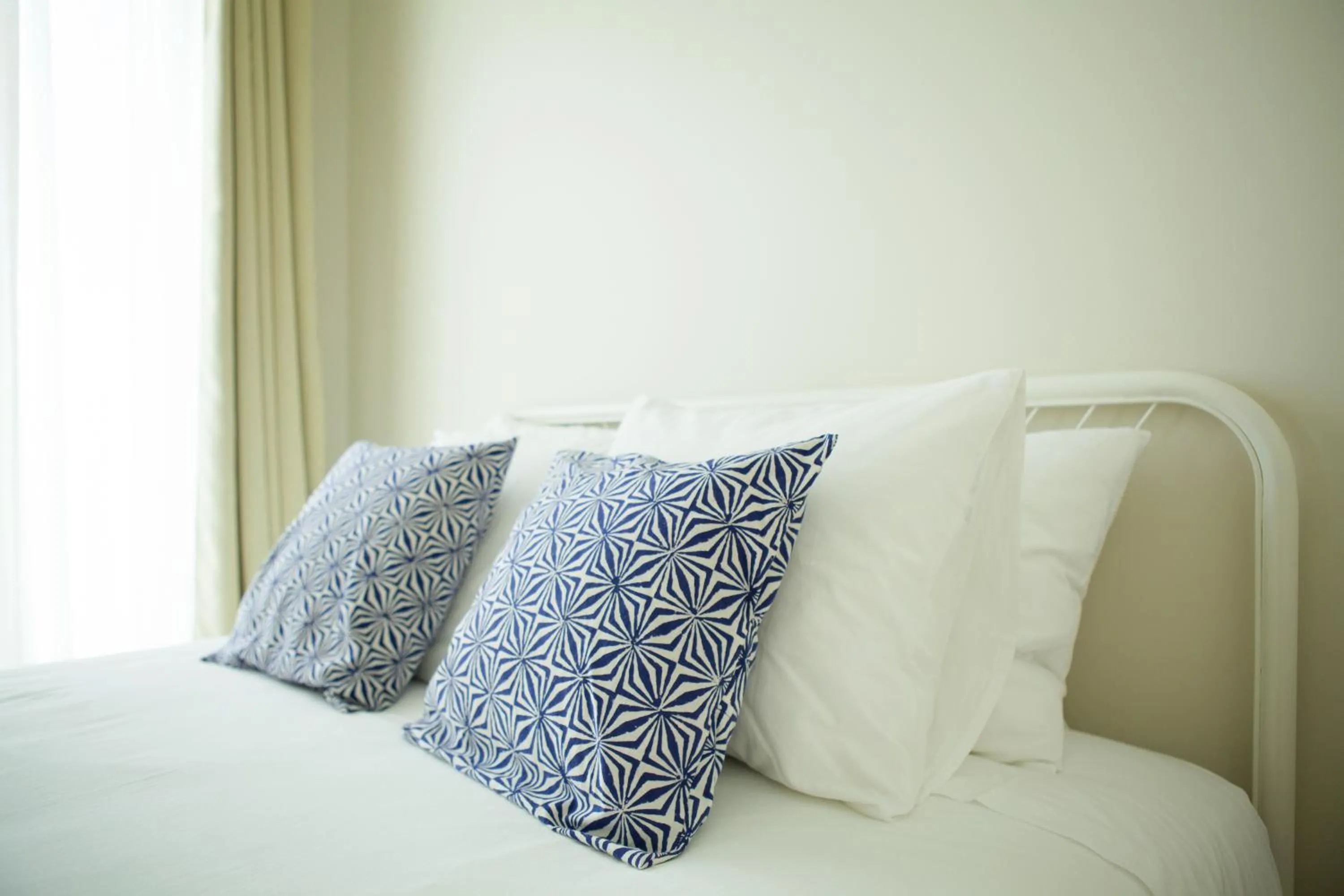 Bed in THE HOLY COW - Hostel & Suites