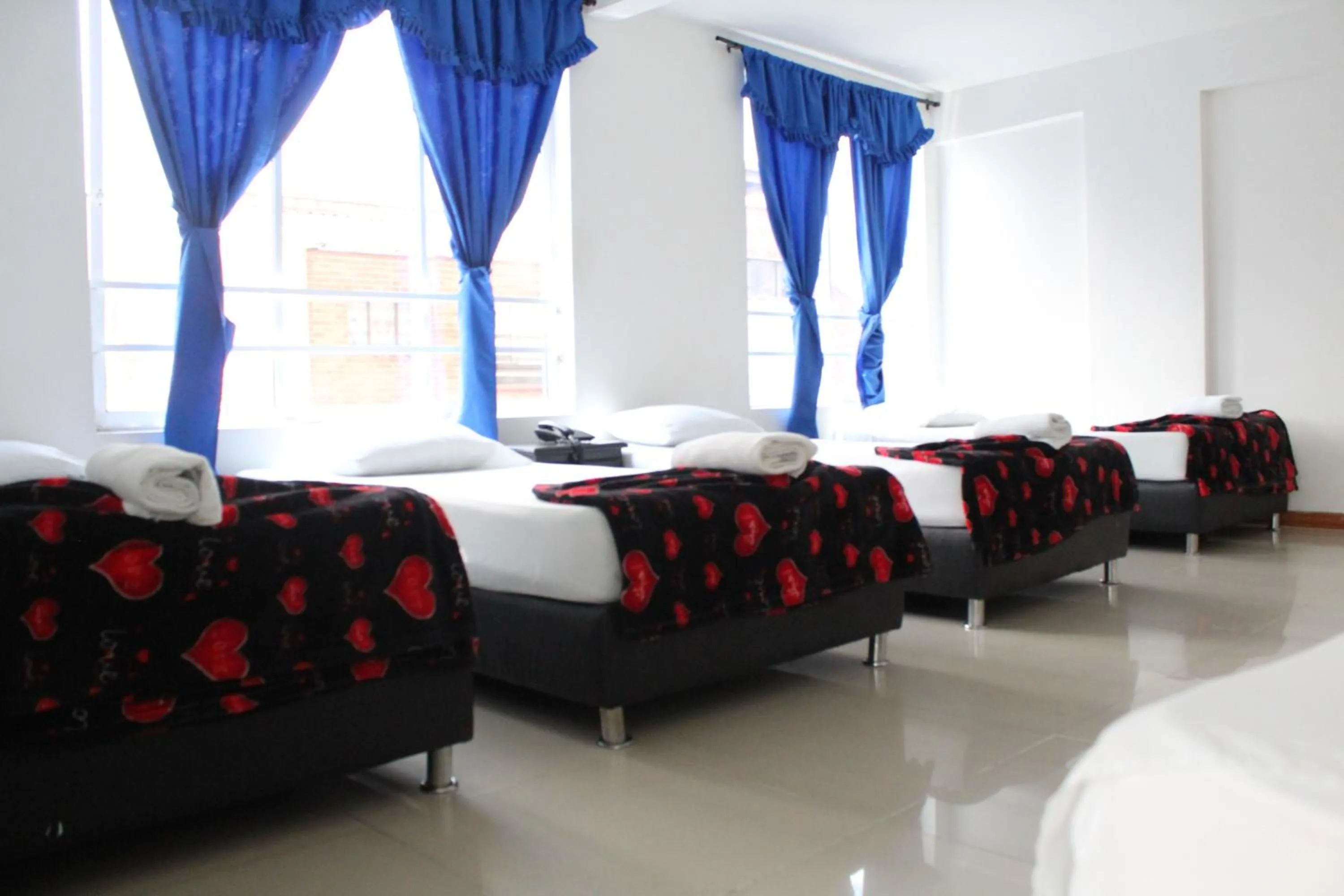 Bed in HOTEL MANAGER OBELISK