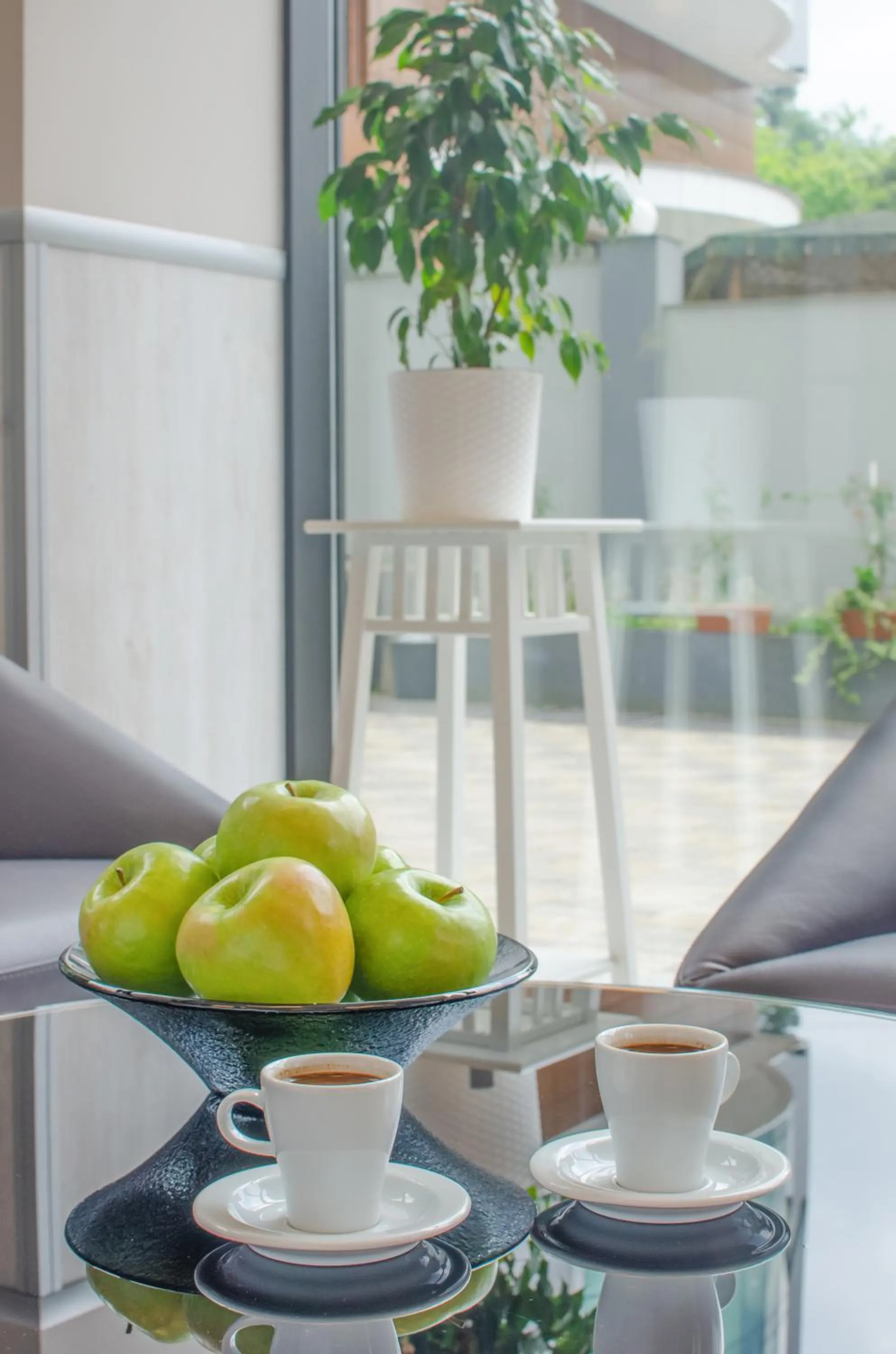 Lobby or reception in Green Line