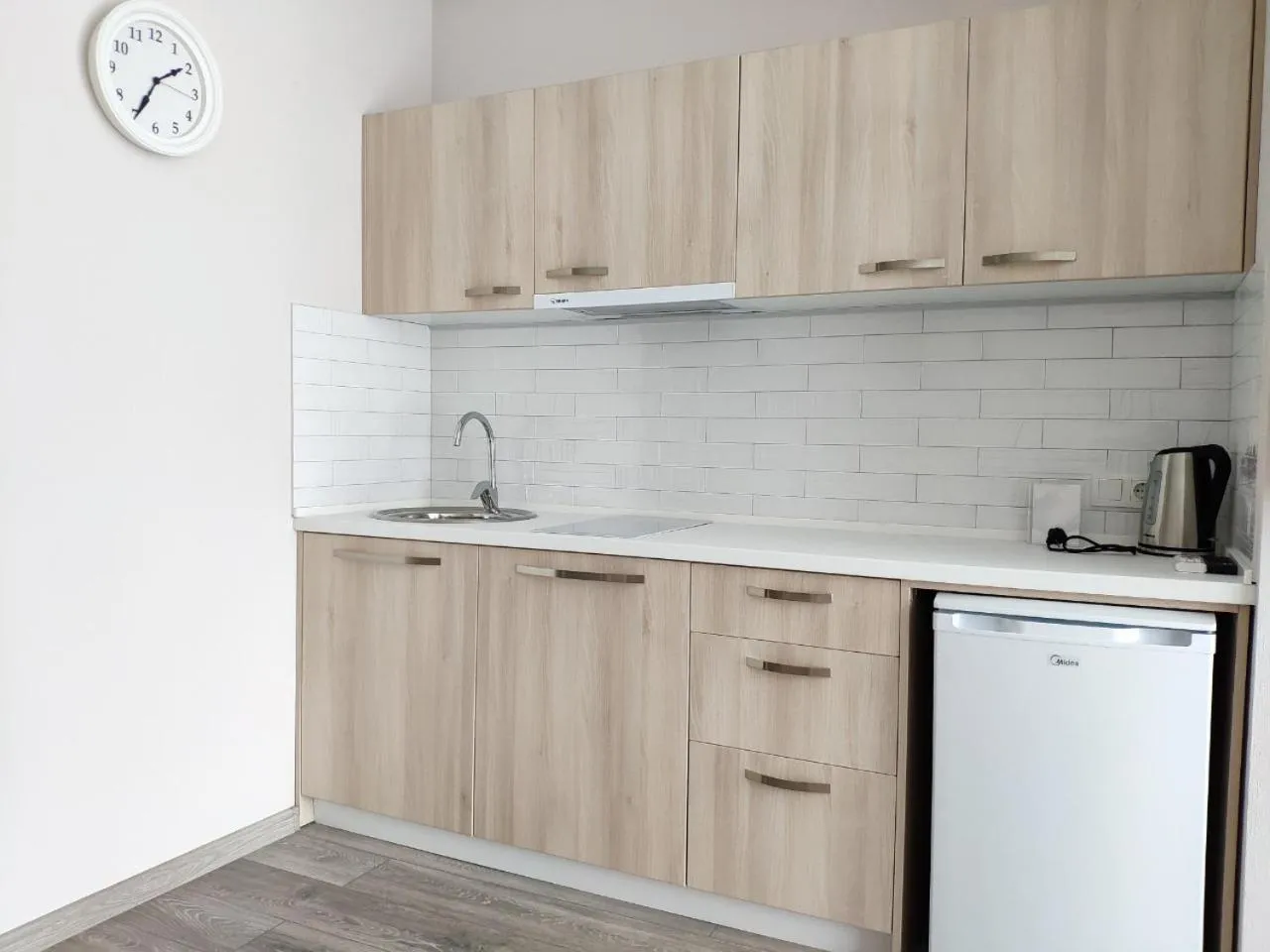 Kitchen or kitchenette in Green Line