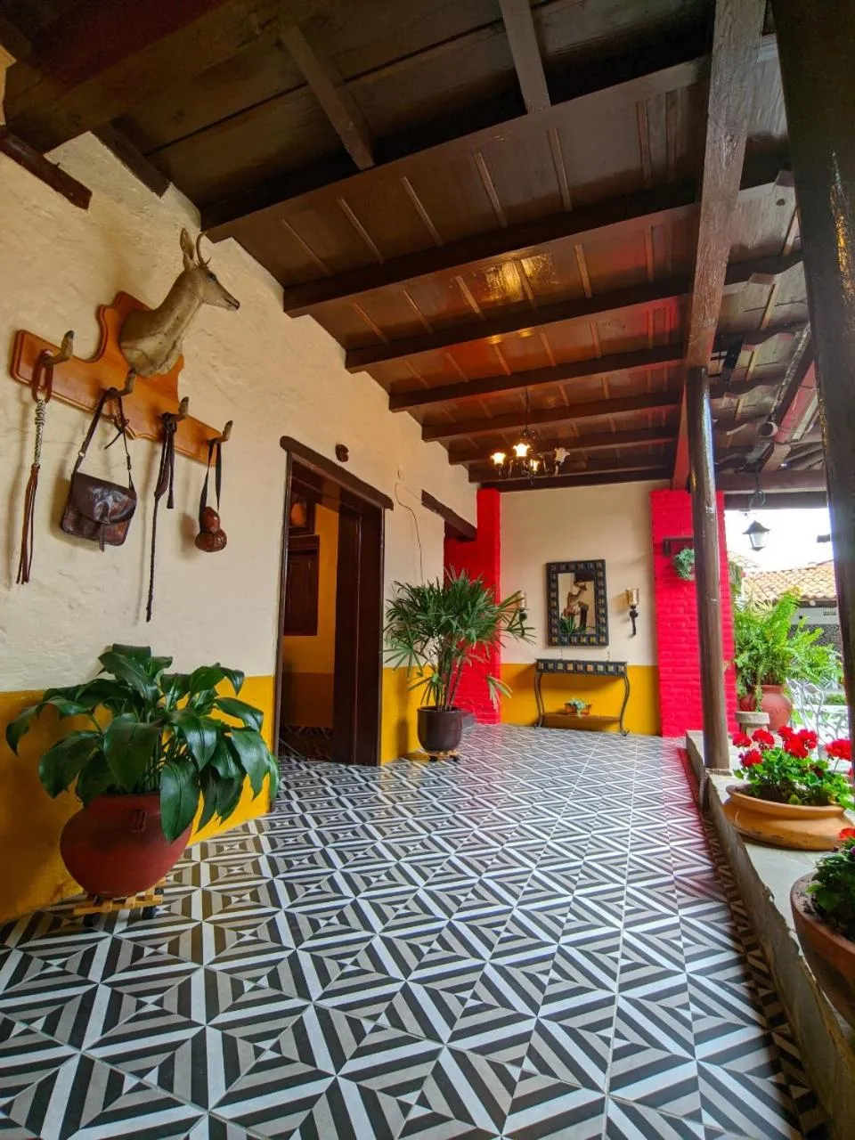 Inner courtyard view in Casa Vieja