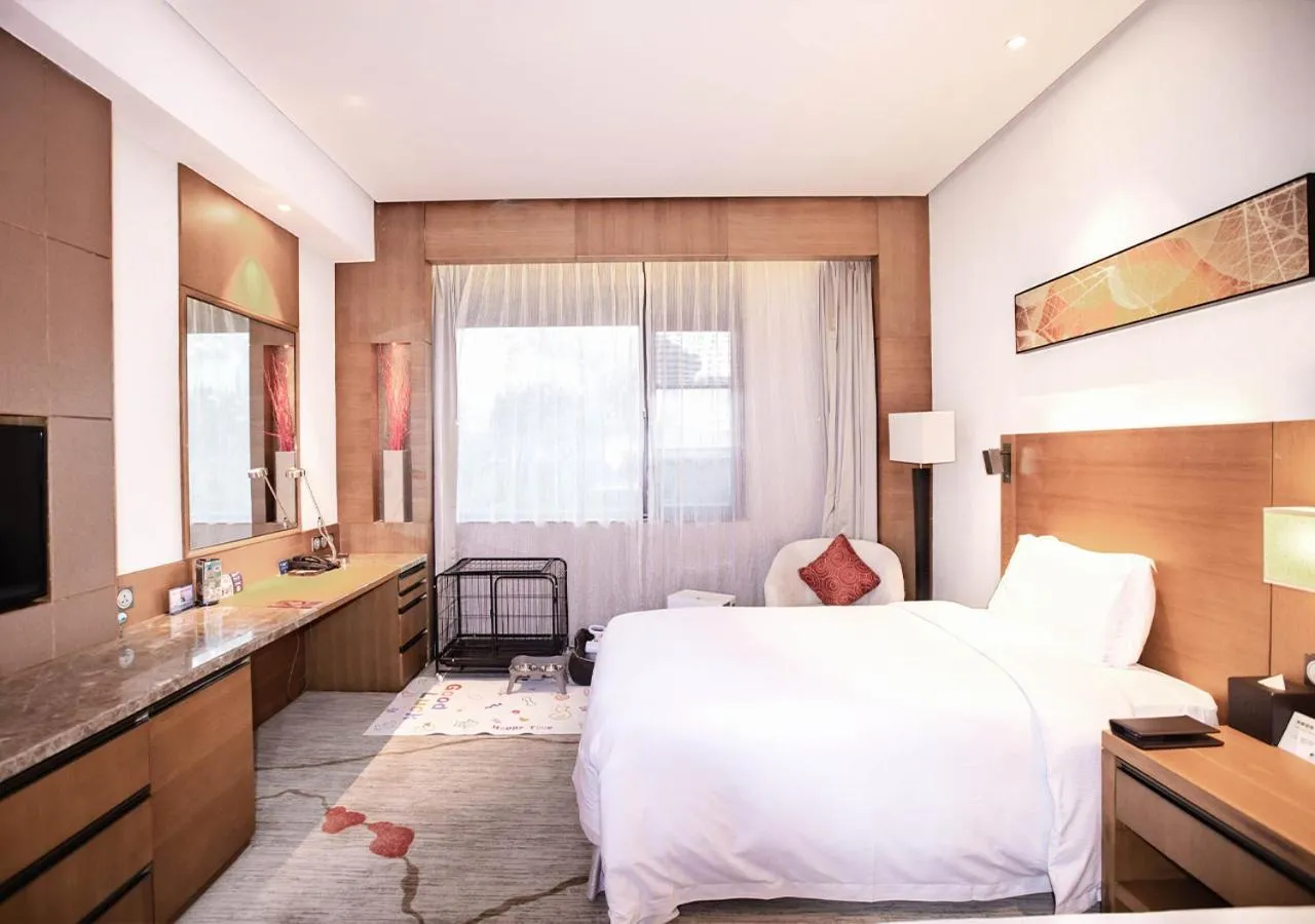 Bed in DoubleTree By Hilton Jiaxing