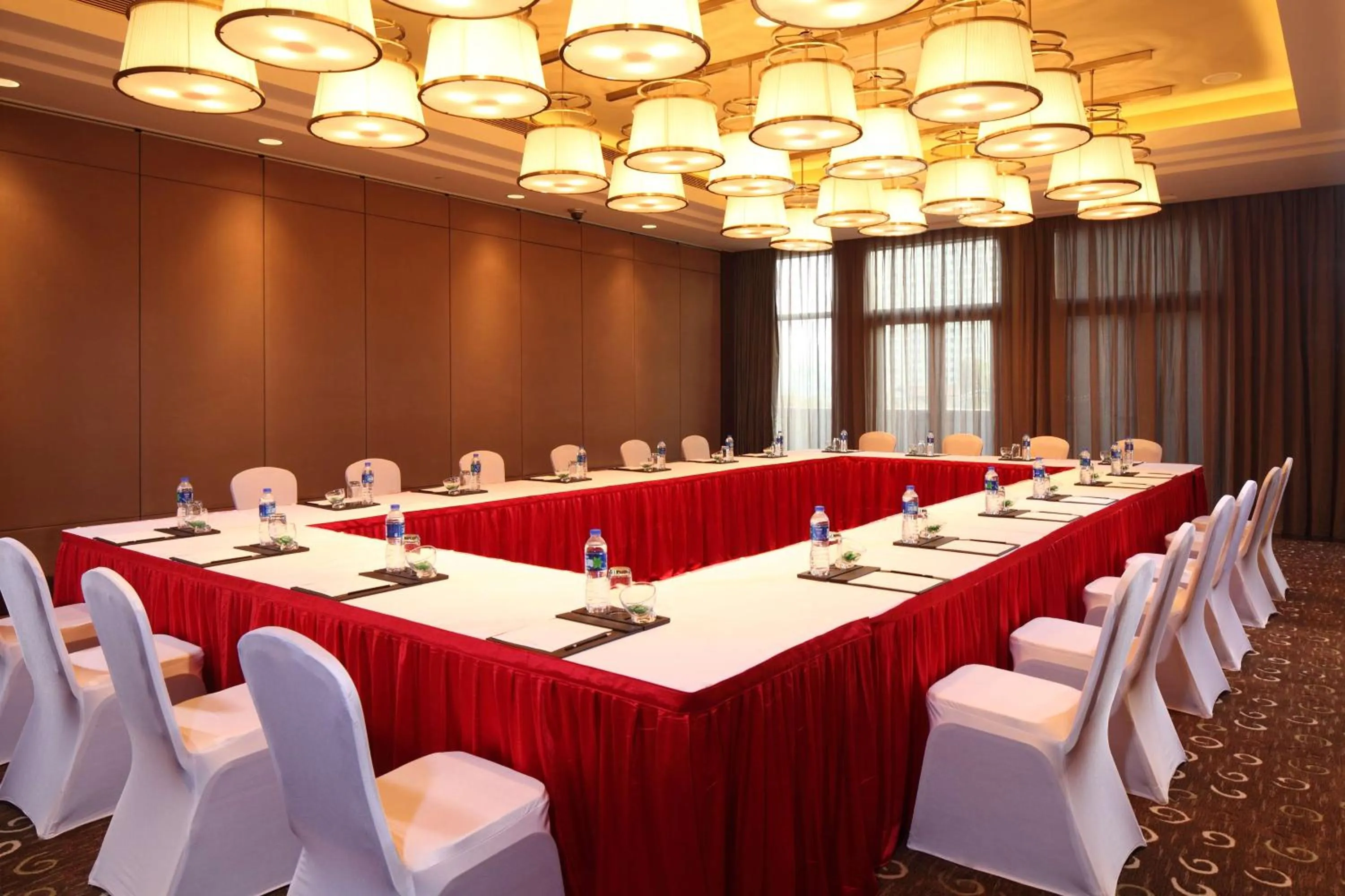 Meeting/conference room in DoubleTree By Hilton Jiaxing
