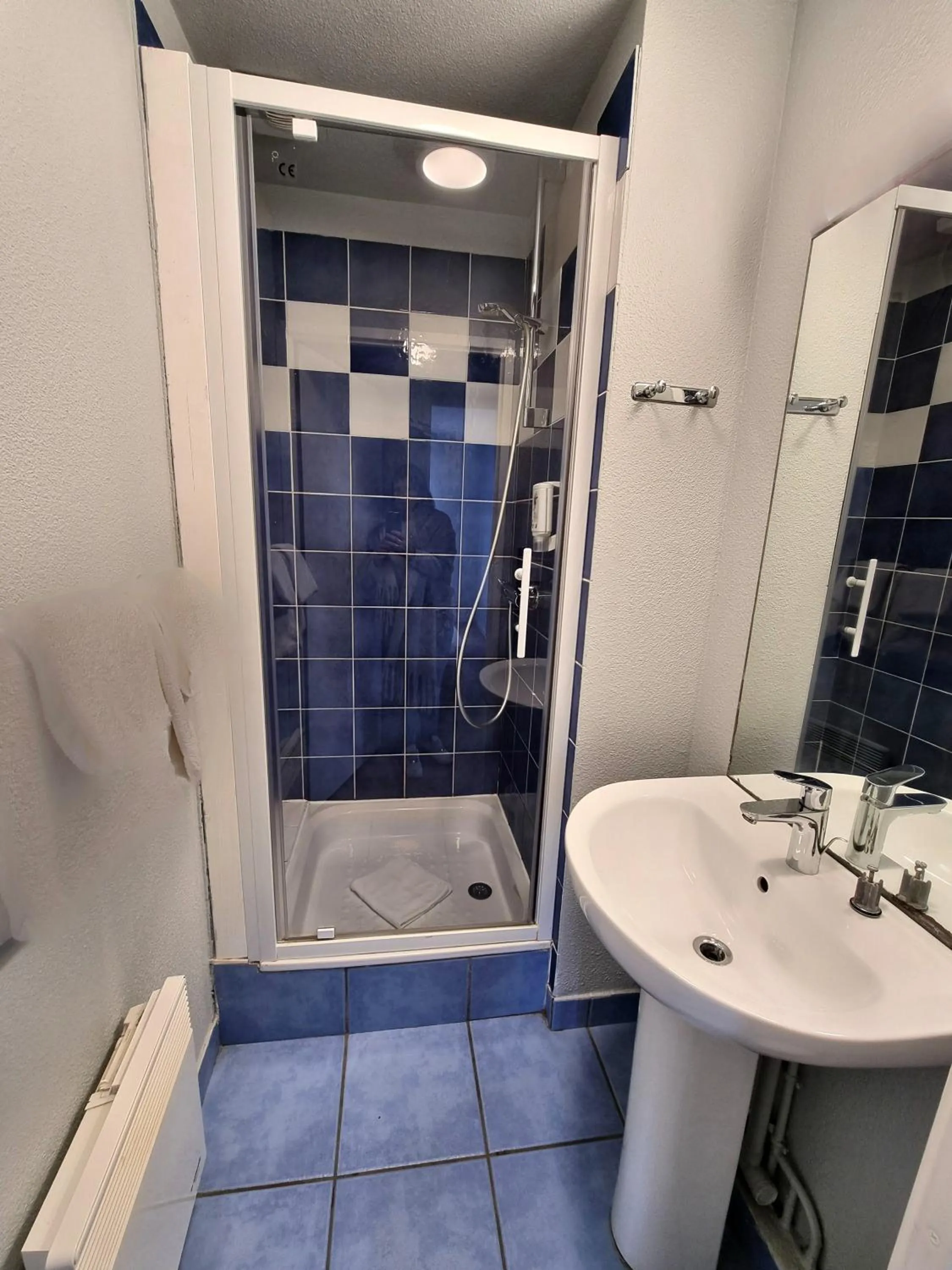 Shower in Garden & City Lyon - Lissieu