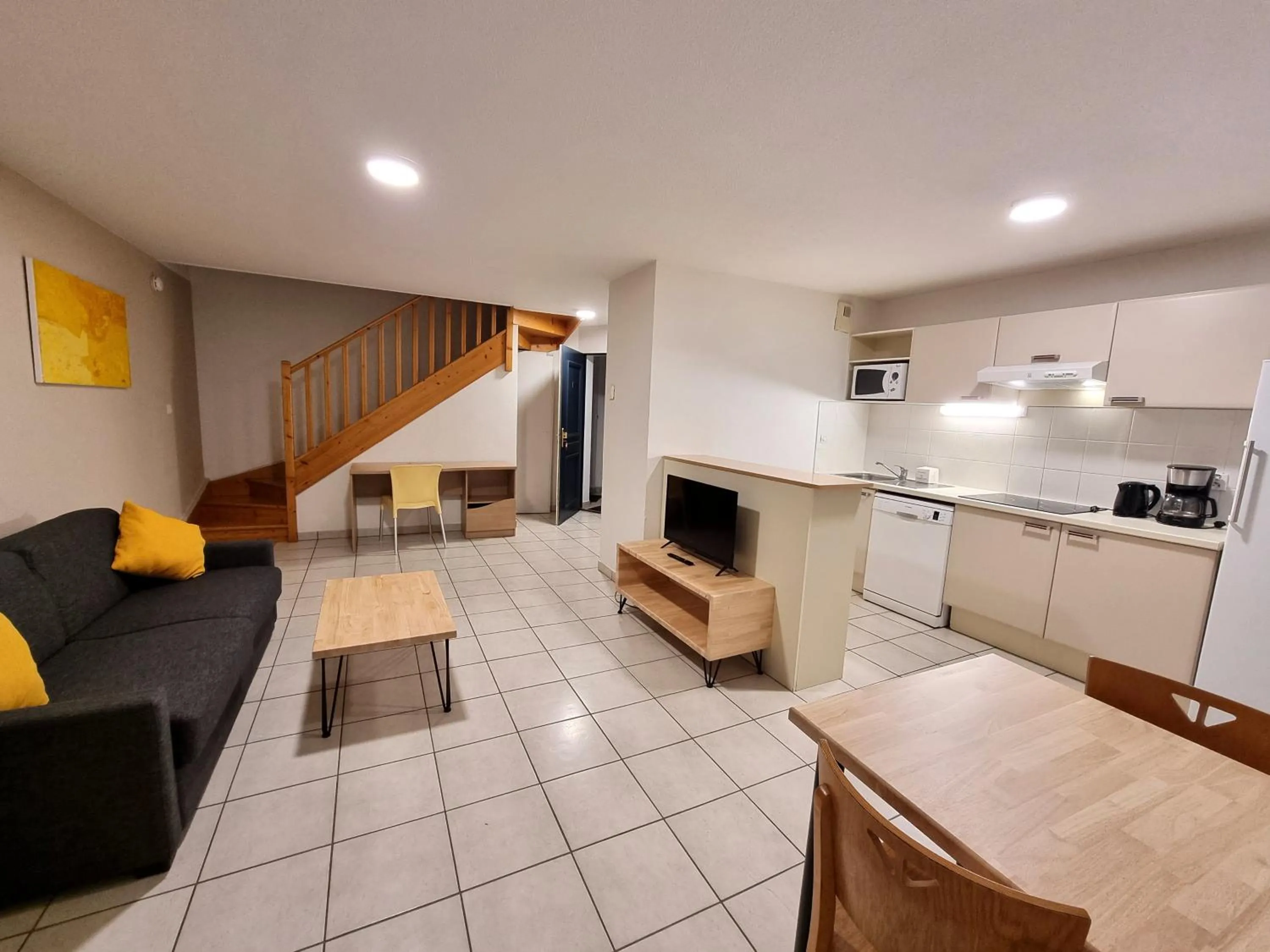 Living room in Garden & City Lyon - Lissieu