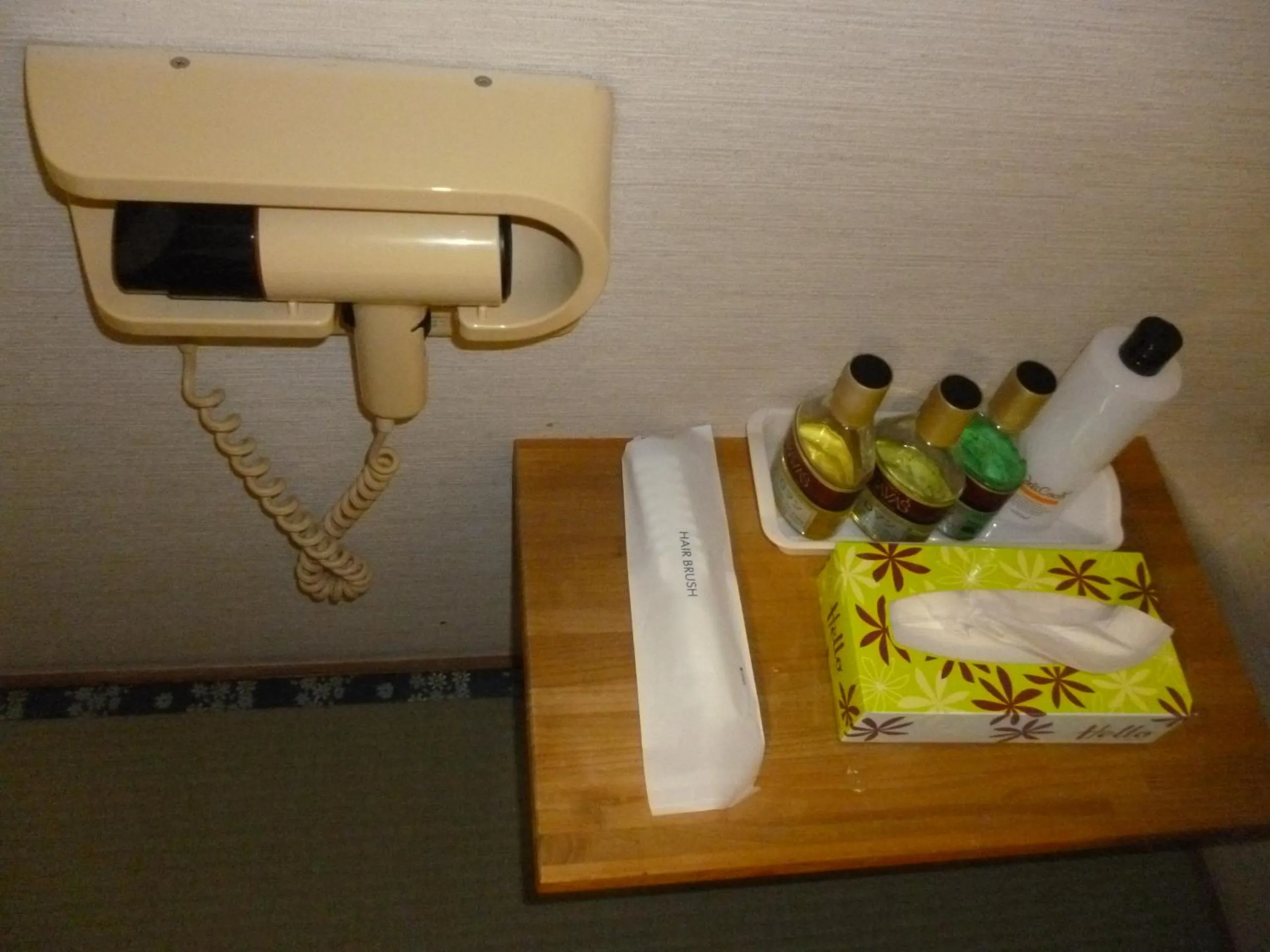 Decorative detail in Sudomari Hotel Roman Tsutsuji