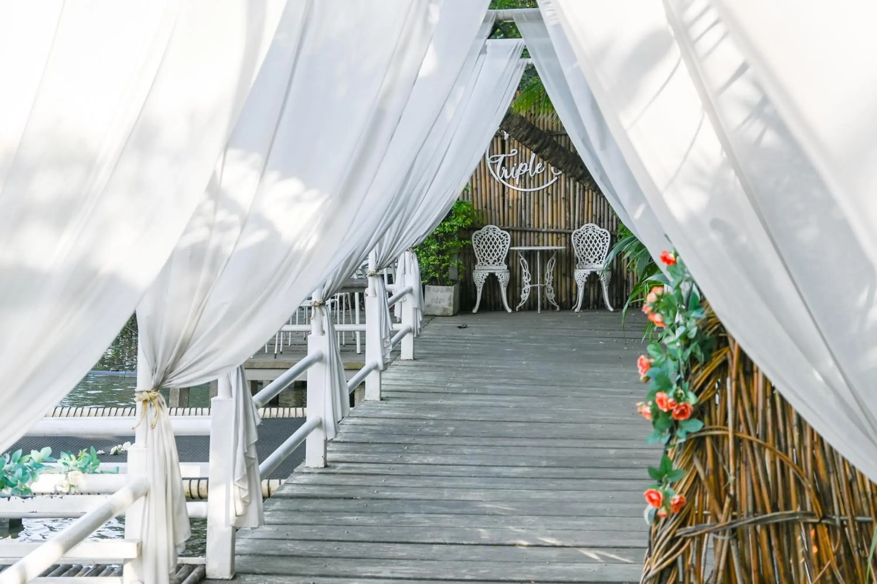 Property building in Aranta Suvarnabhumi Property building in Aranta Suvarnabhumi