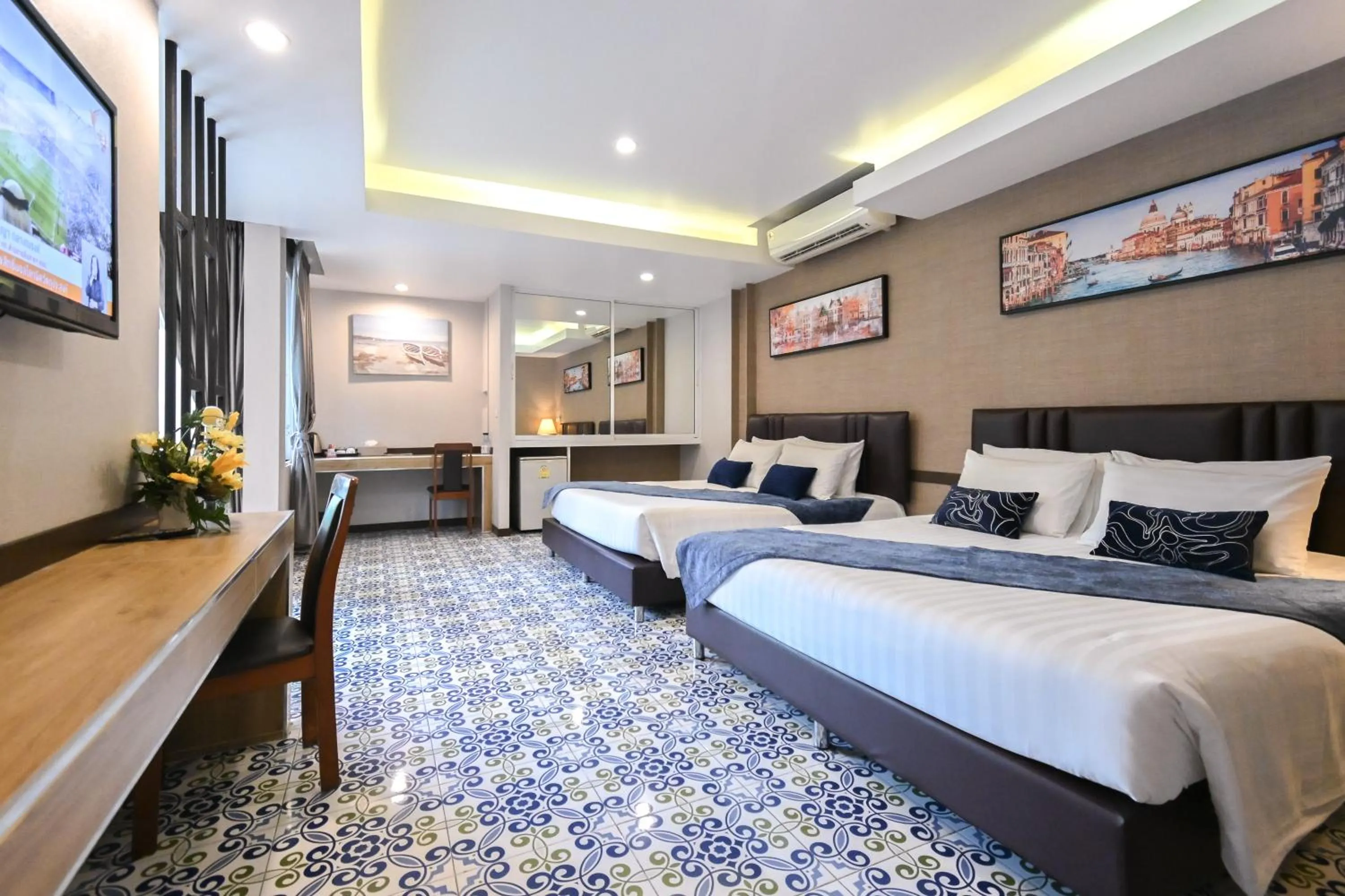 Photo of the whole room, Bed in Aranta Suvarnabhumi