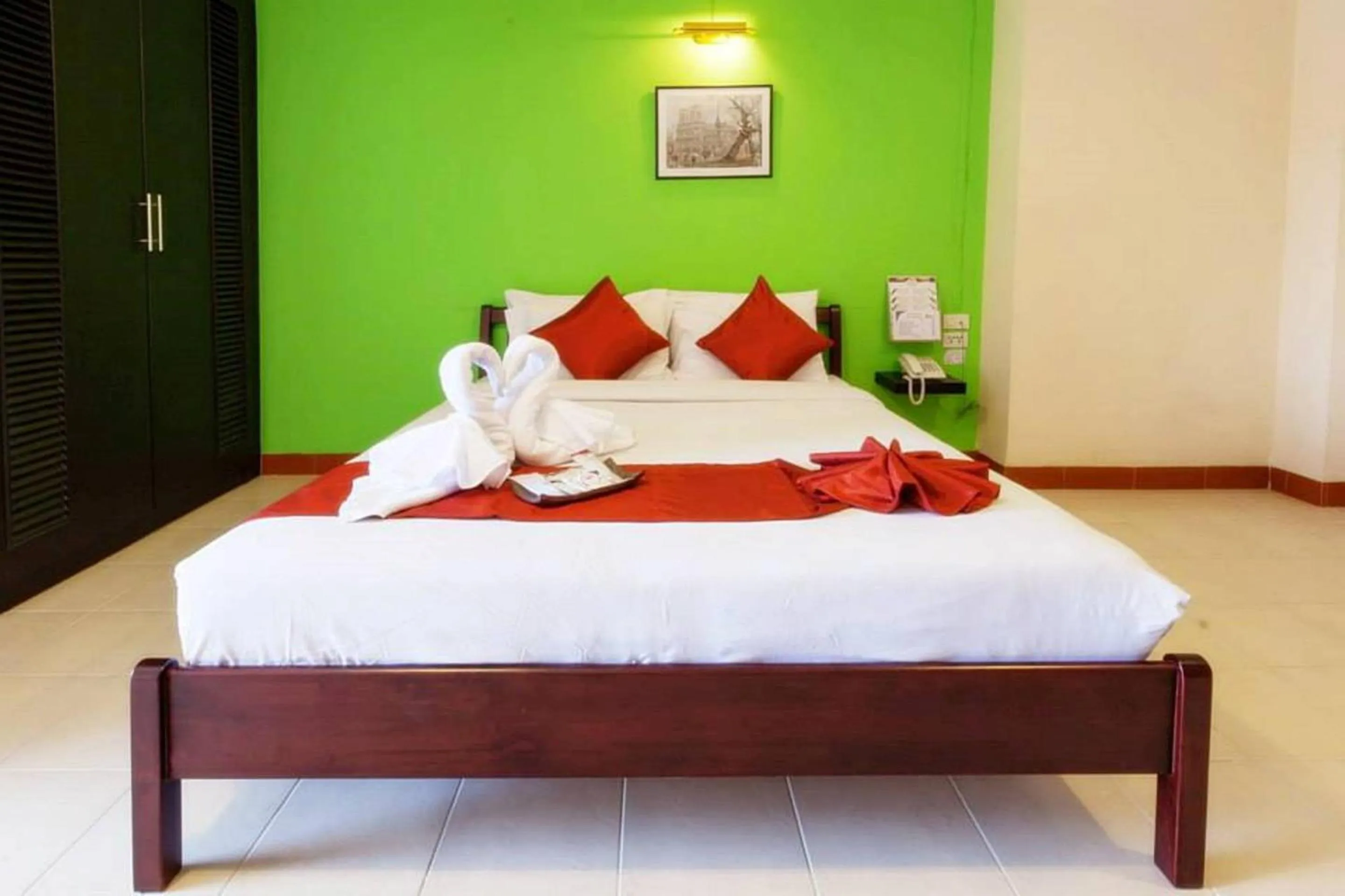 Photo of the whole room in Grand Mandarin Residence