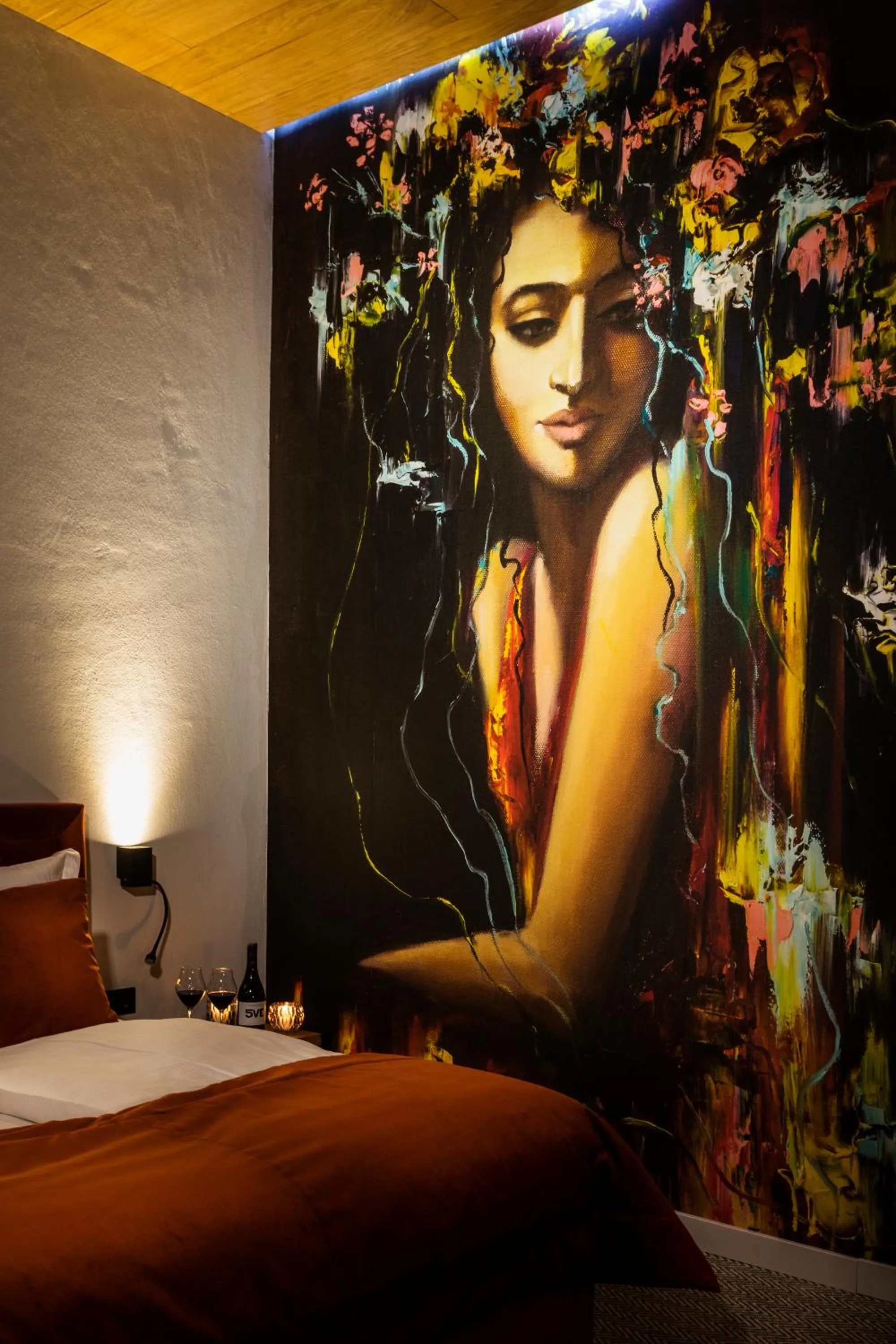 Bed in Chateau Copsa Complex