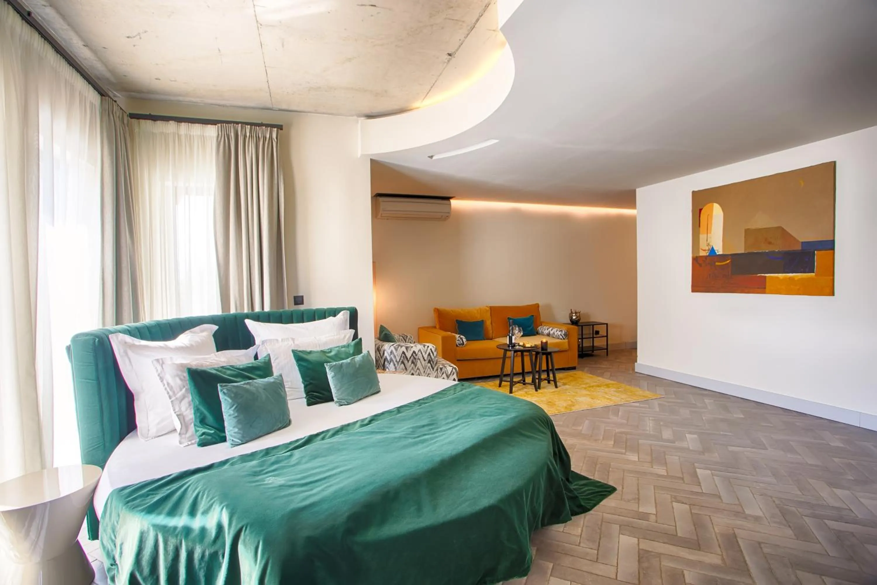 Bed in Chateau Copsa Complex