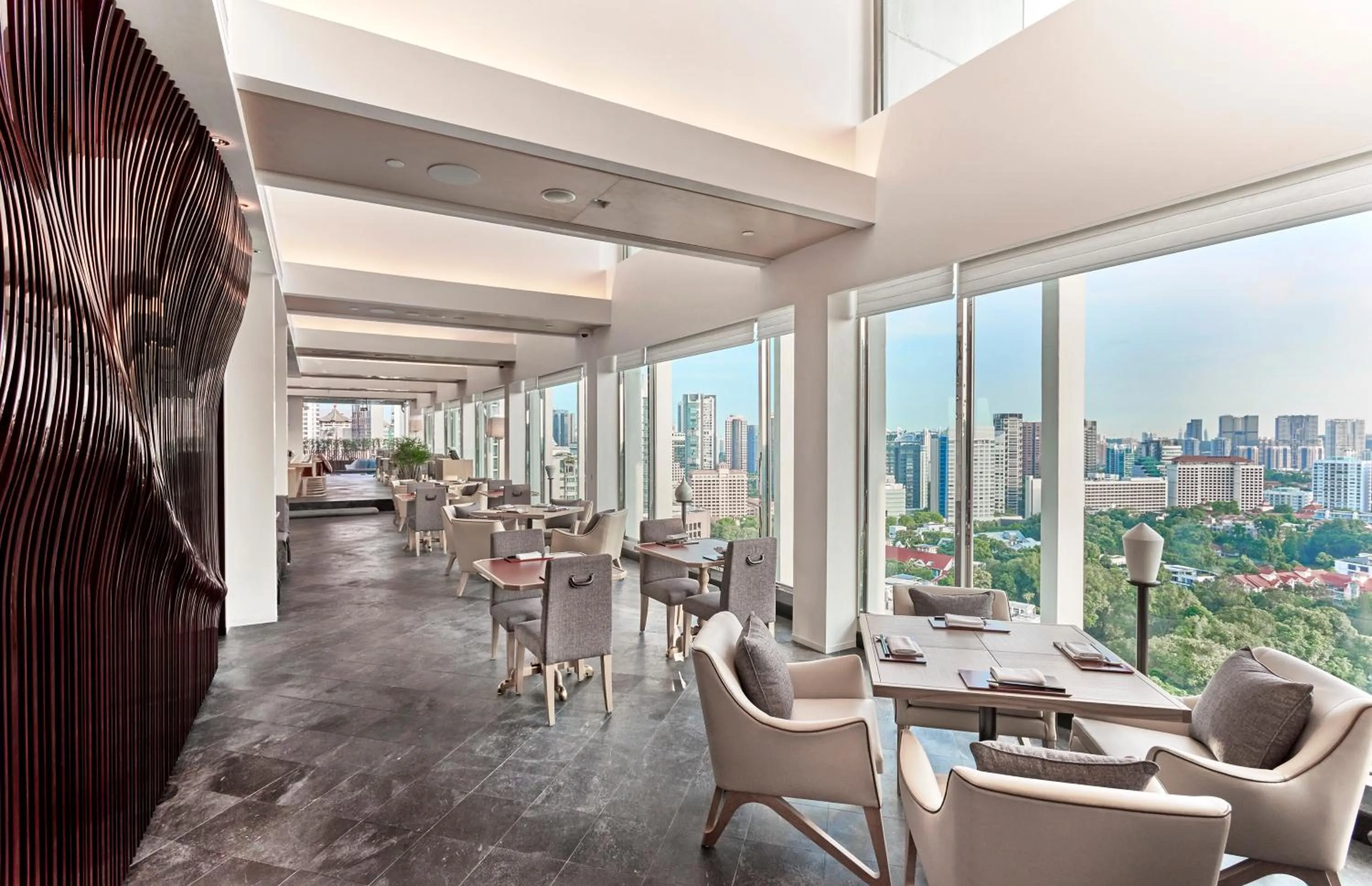 Restaurant/places to eat in Shangri-La Apartments