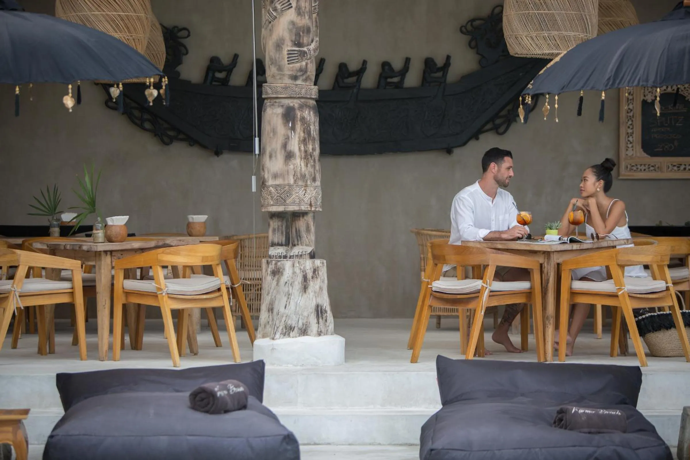 Restaurant/places to eat in Karma Resort