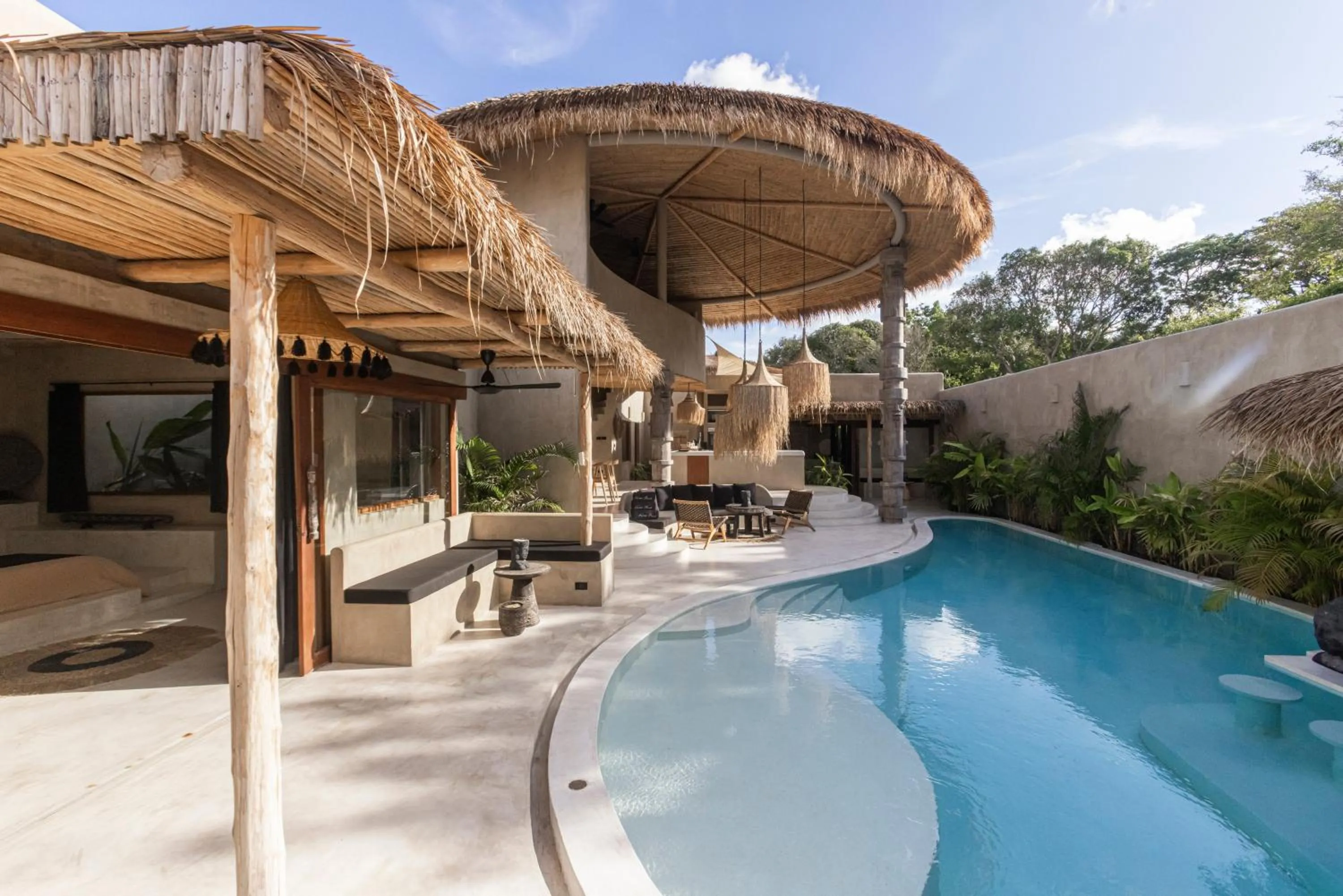 Pool view in Karma Resort