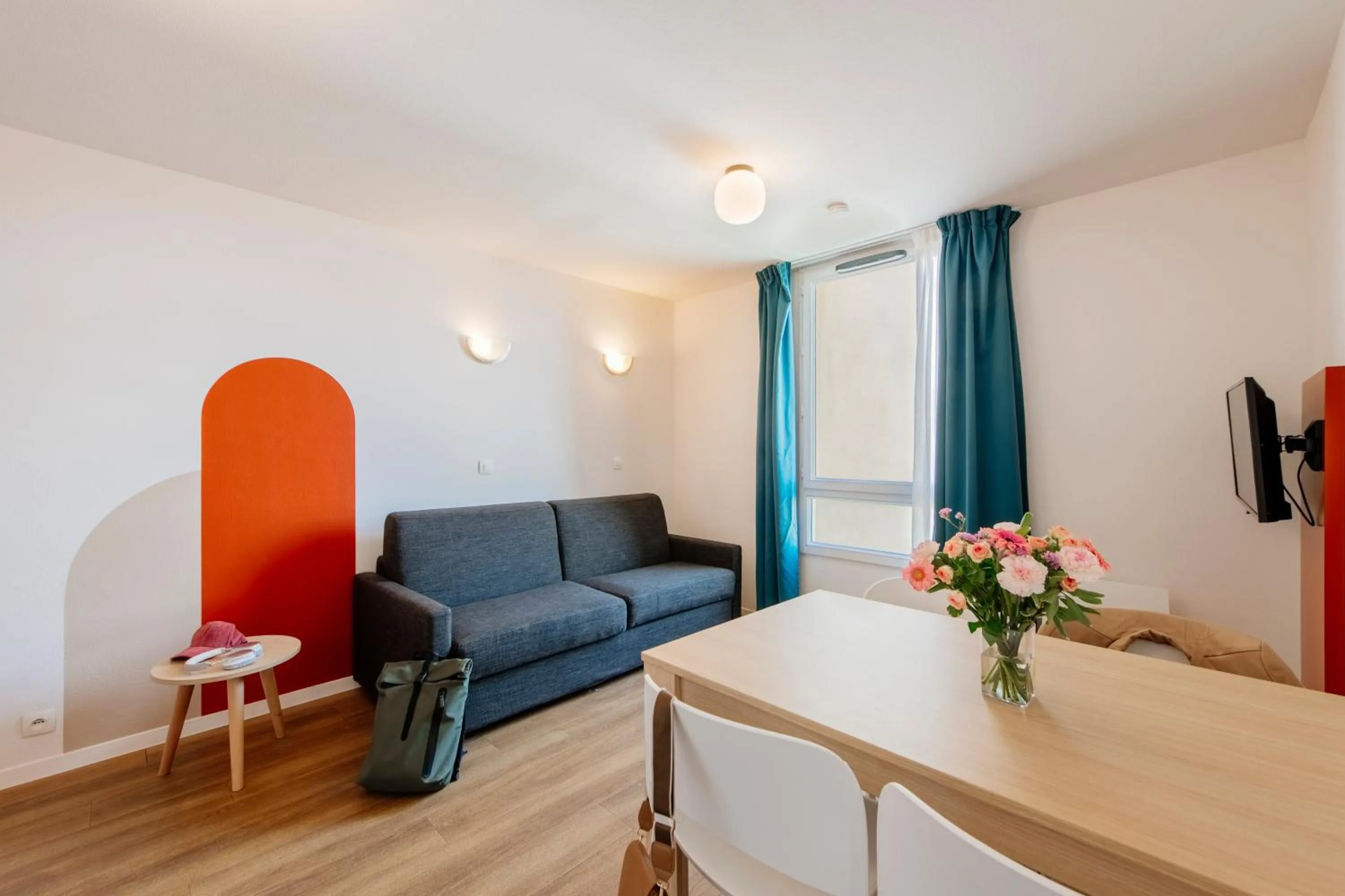 Seating area in Aparthotel Adagio Access Paris Saint-Denis Pleyel