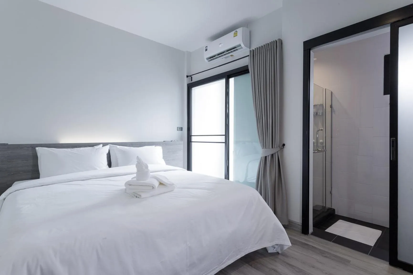 Bed in The Locals Chiang Mai