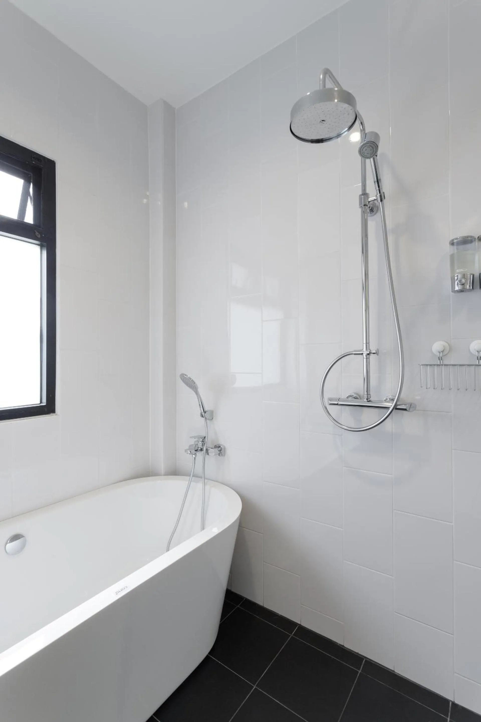 Shower in The Locals Chiang Mai