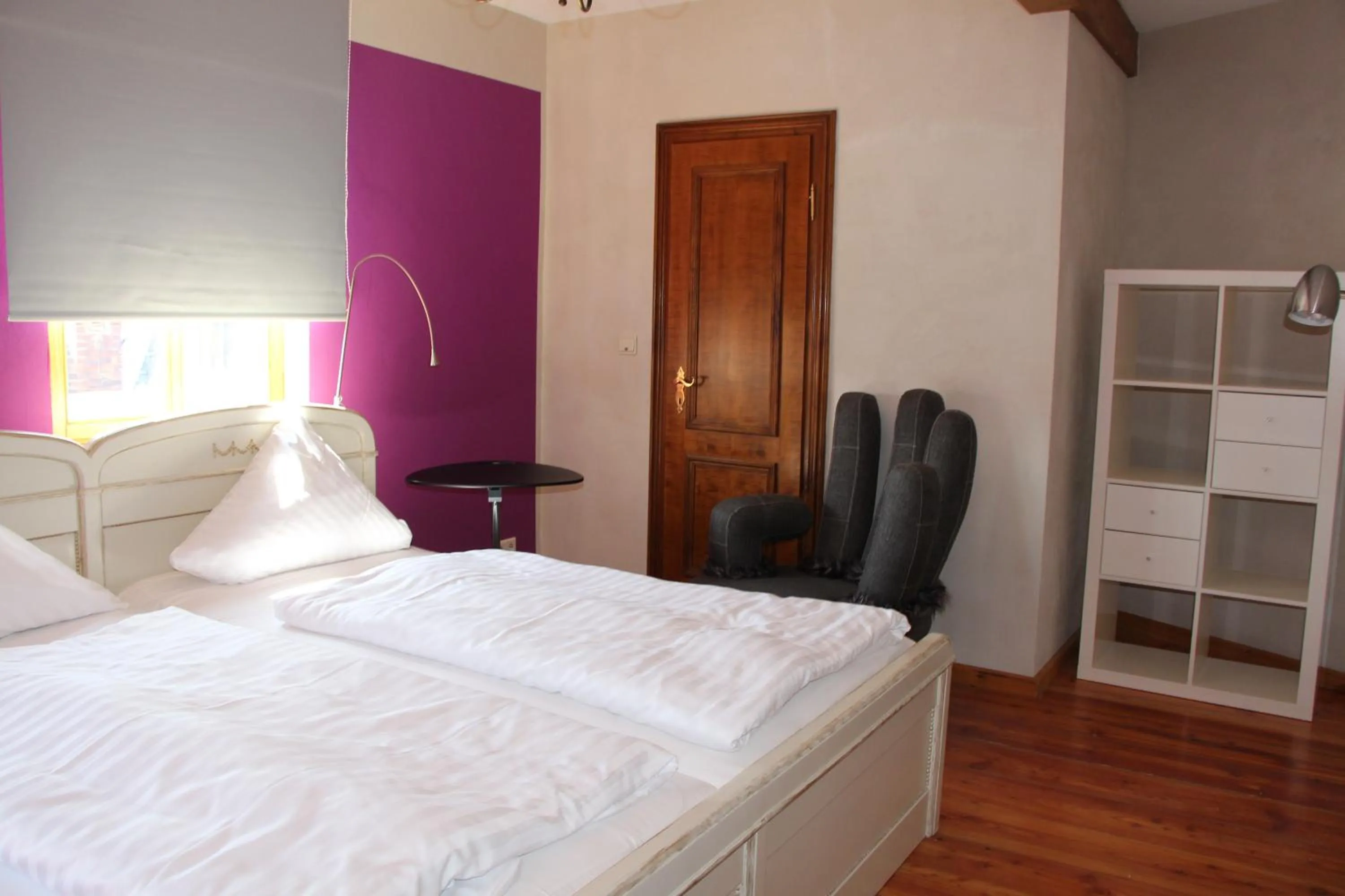 Day, Bed in Hotel Turmdieb