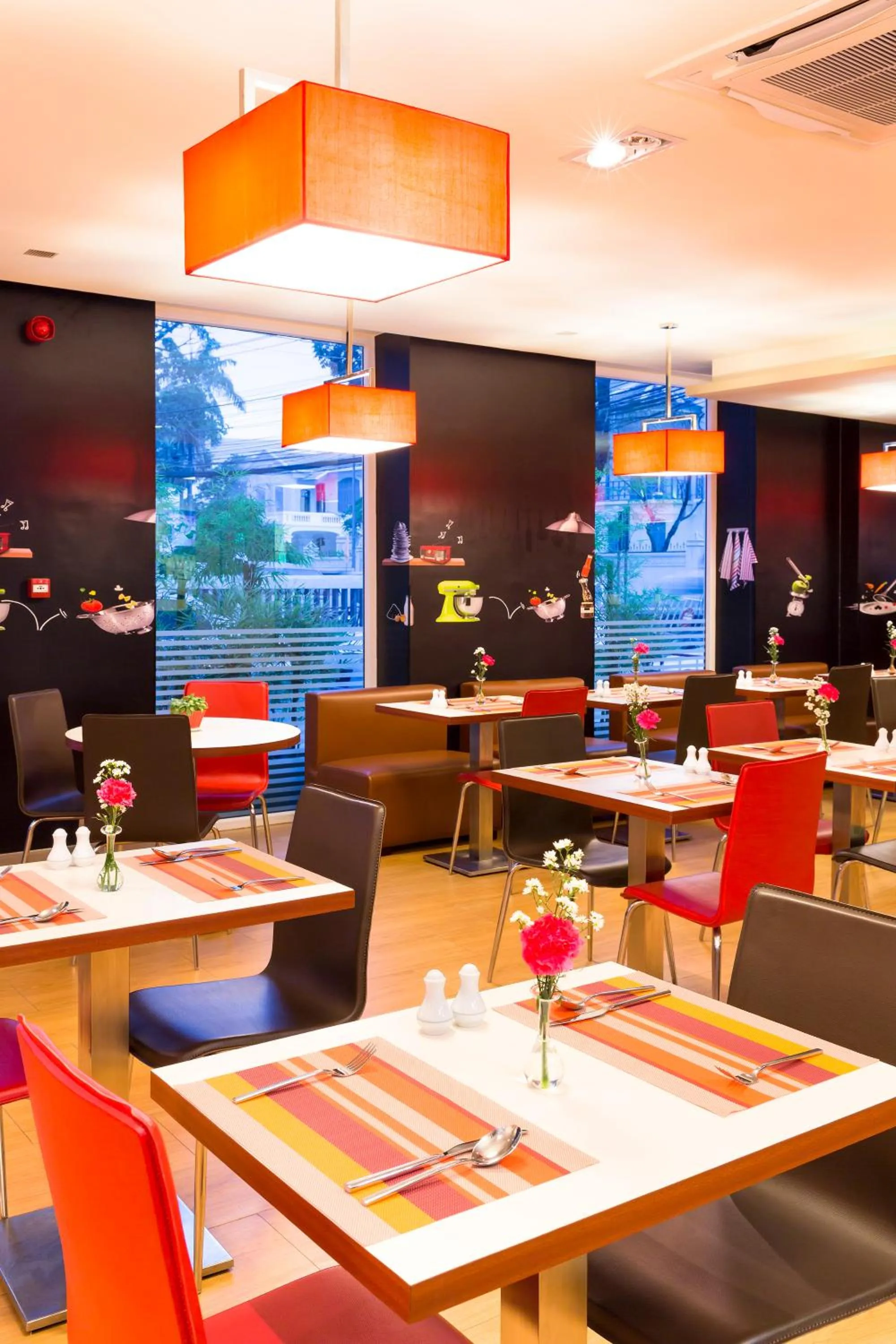 Restaurant/places to eat in ibis Vientiane Nam Phu